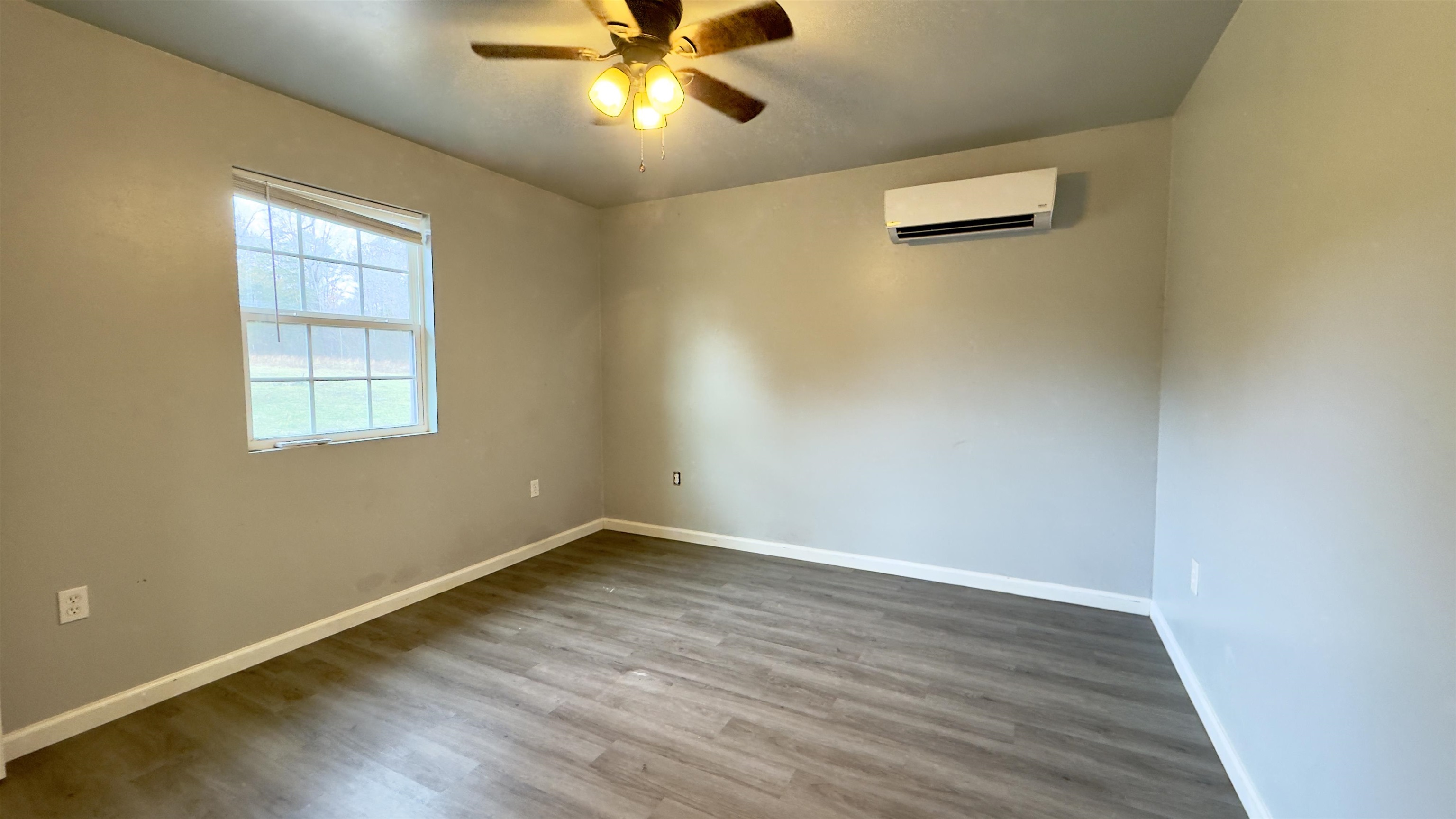 1273 Knob Creek  Melbourne, AR