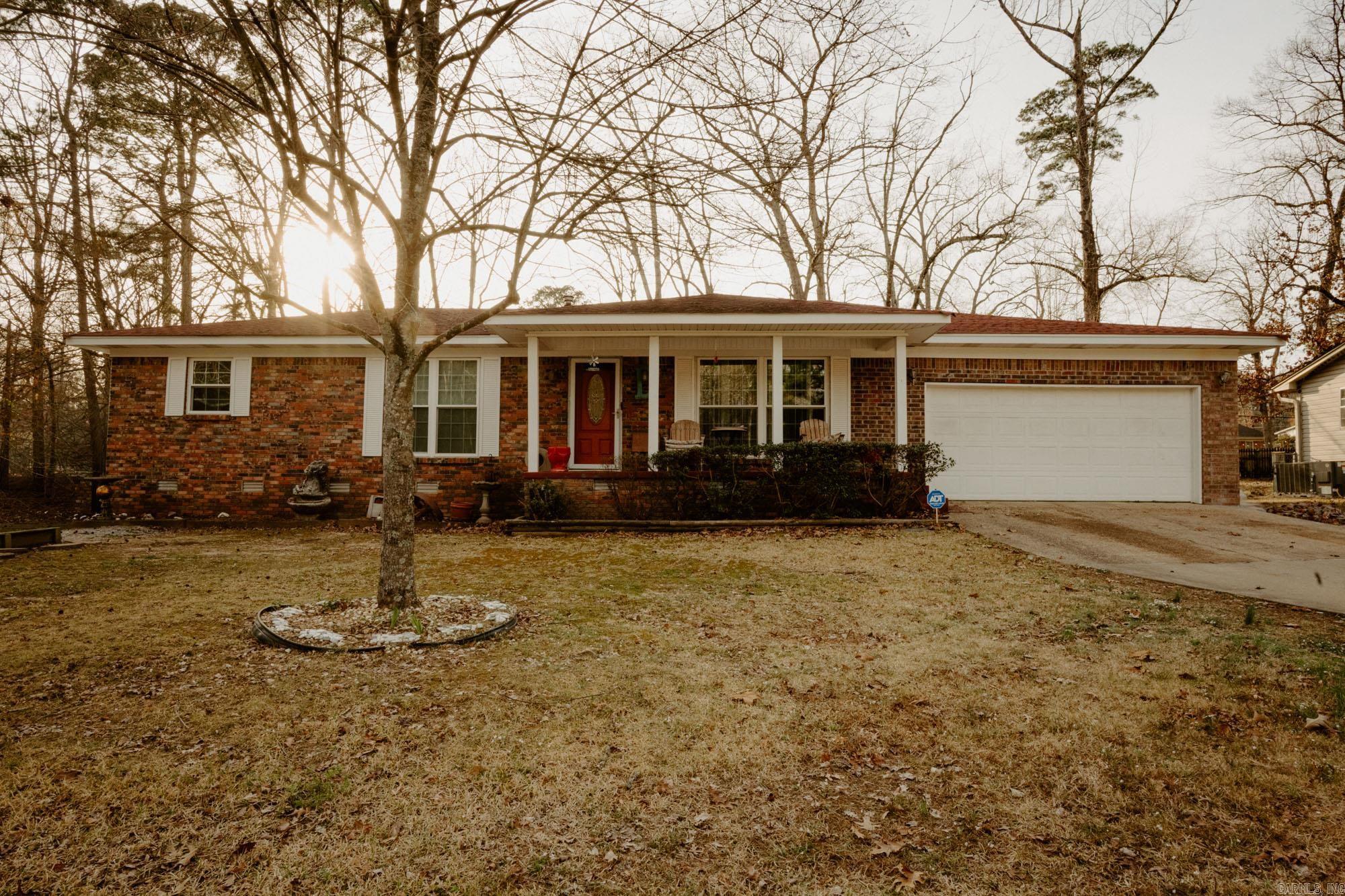 1512 Chris  Benton, AR