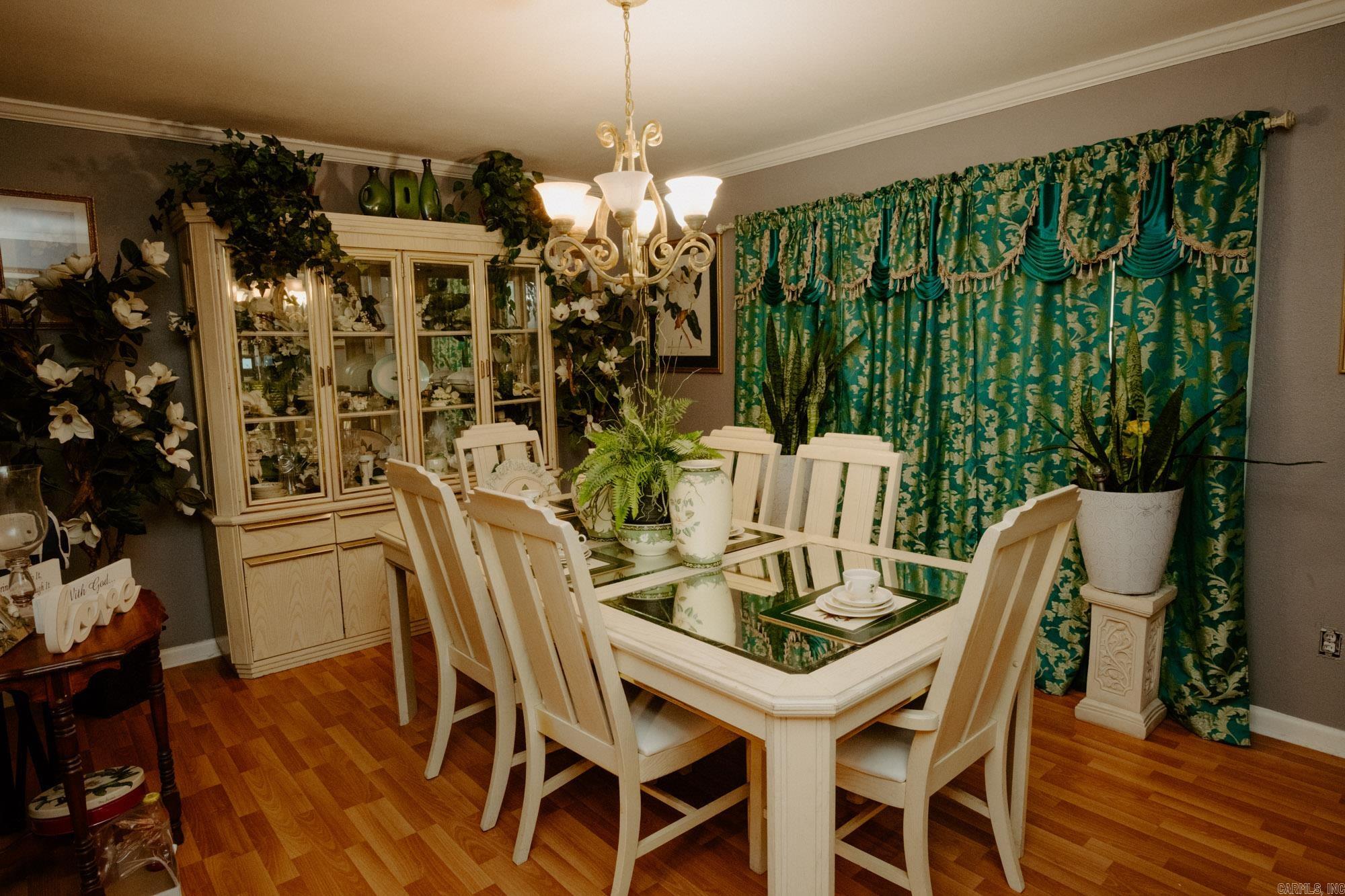 1512 Chris  Benton, AR