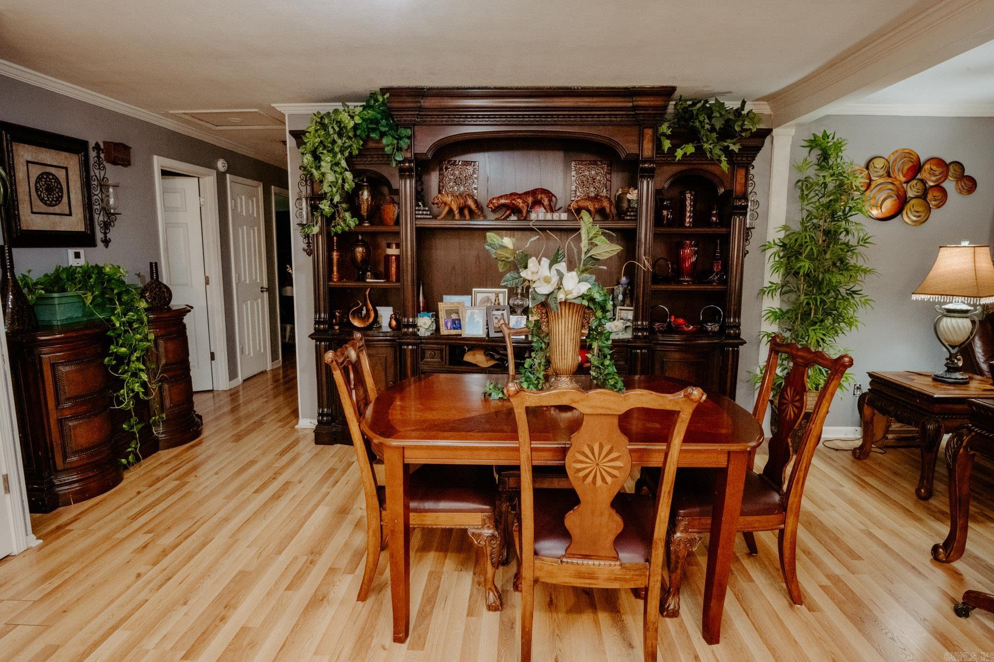 1512 Chris  Benton, AR