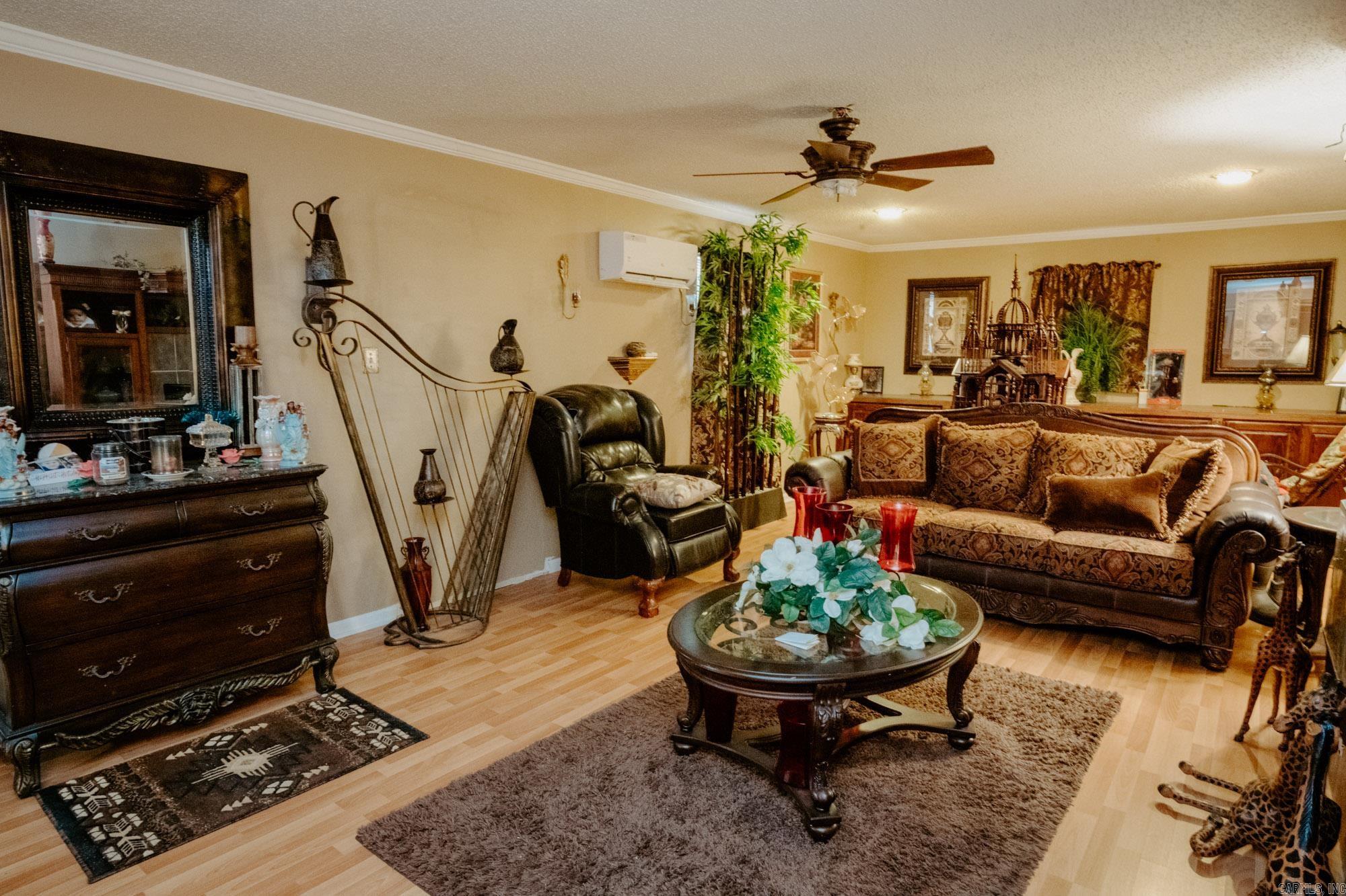 1512 Chris  Benton, AR