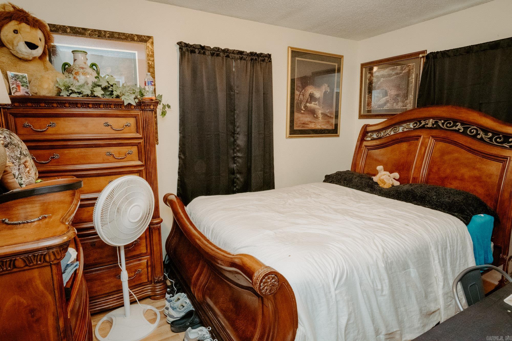 1512 Chris  Benton, AR