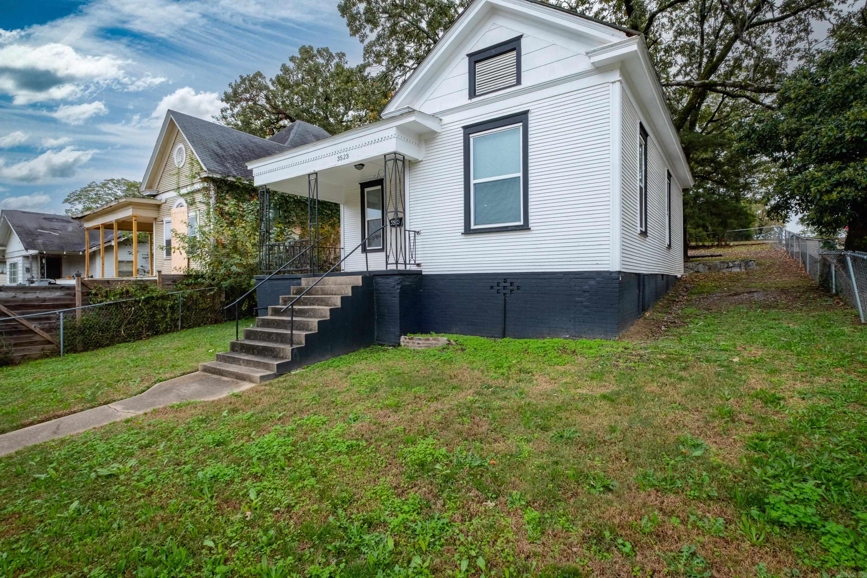 3523 W 10th  Little Rock, AR