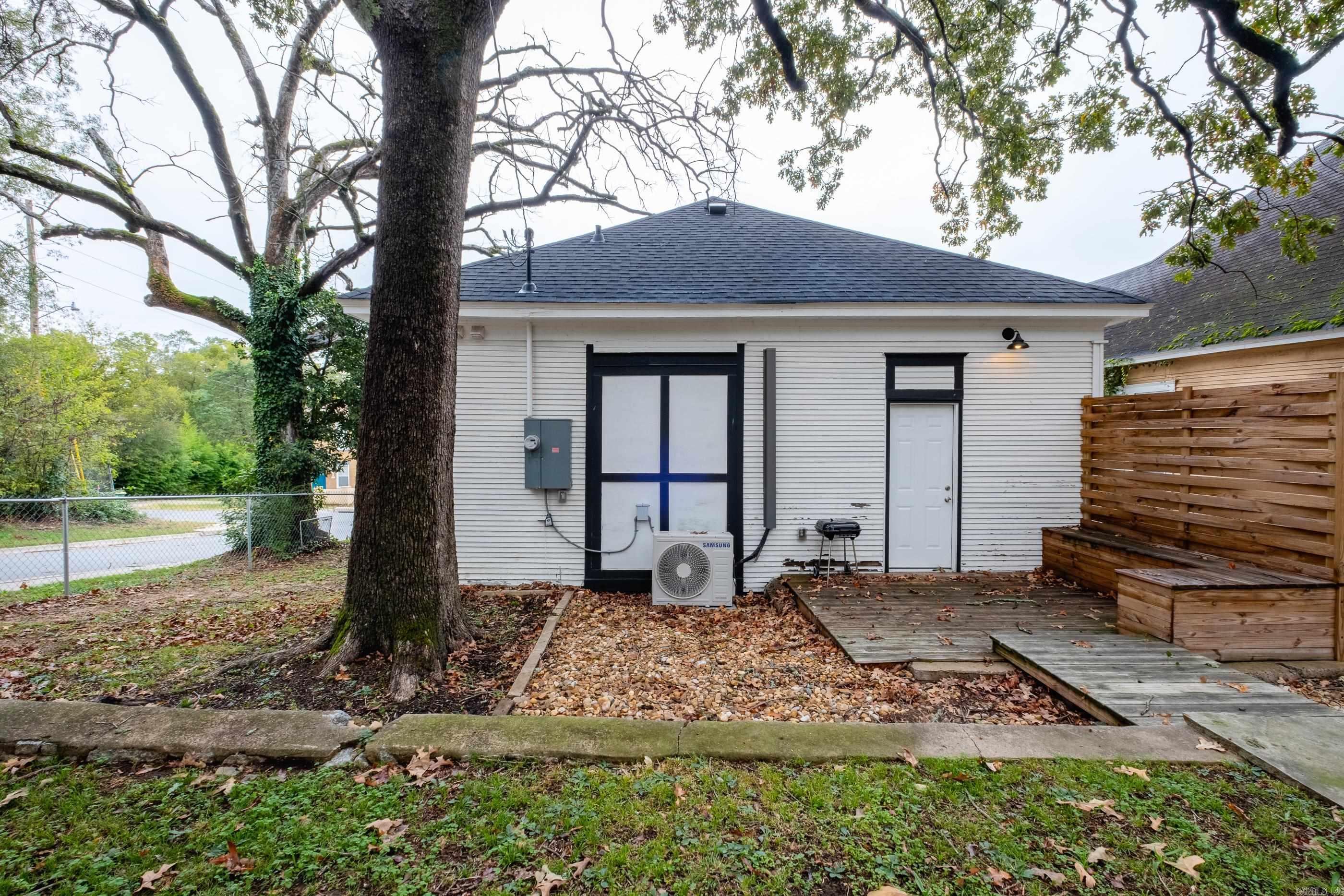 3523 W 10th  Little Rock, AR