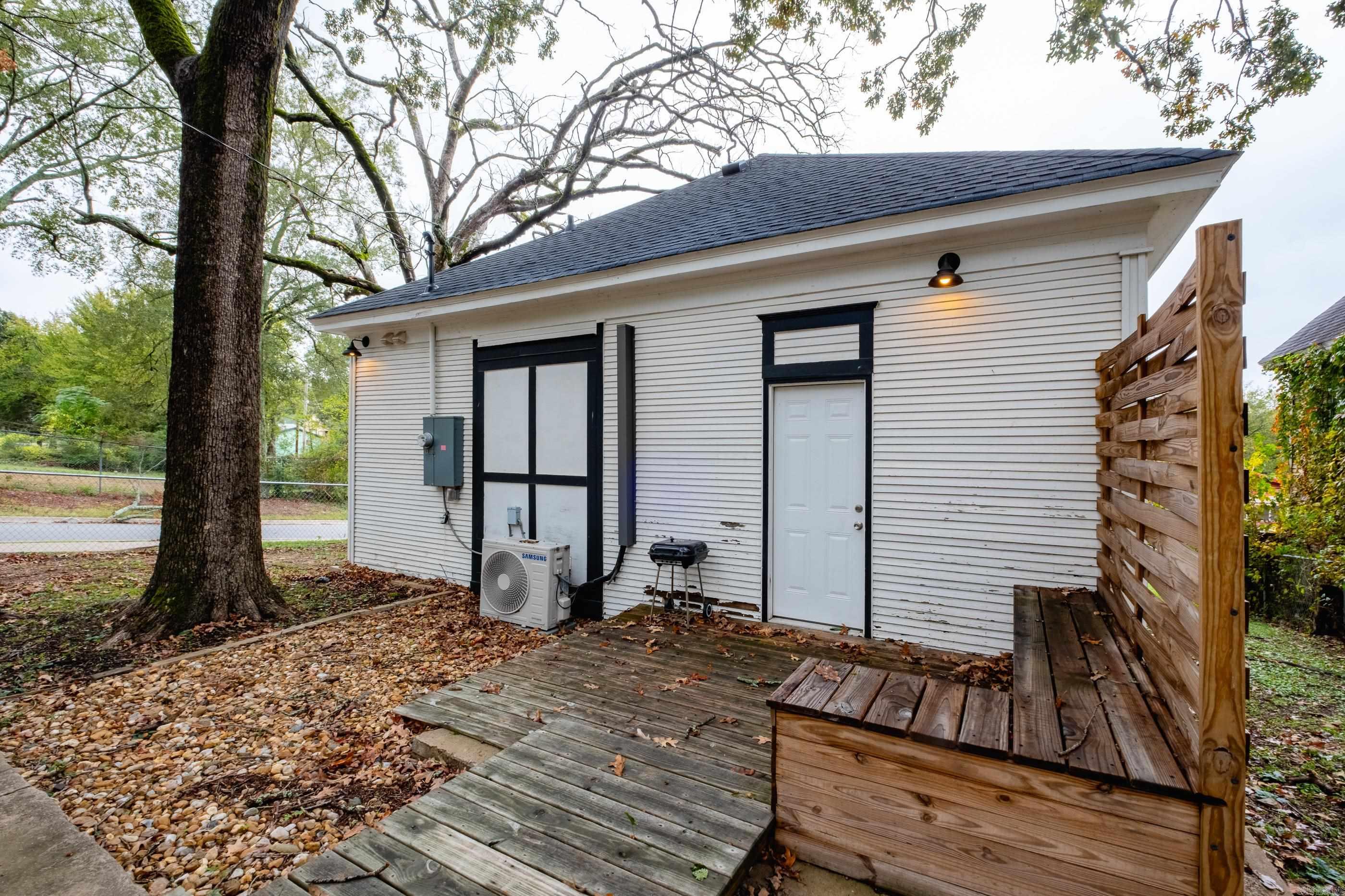 3523 W 10th  Little Rock, AR