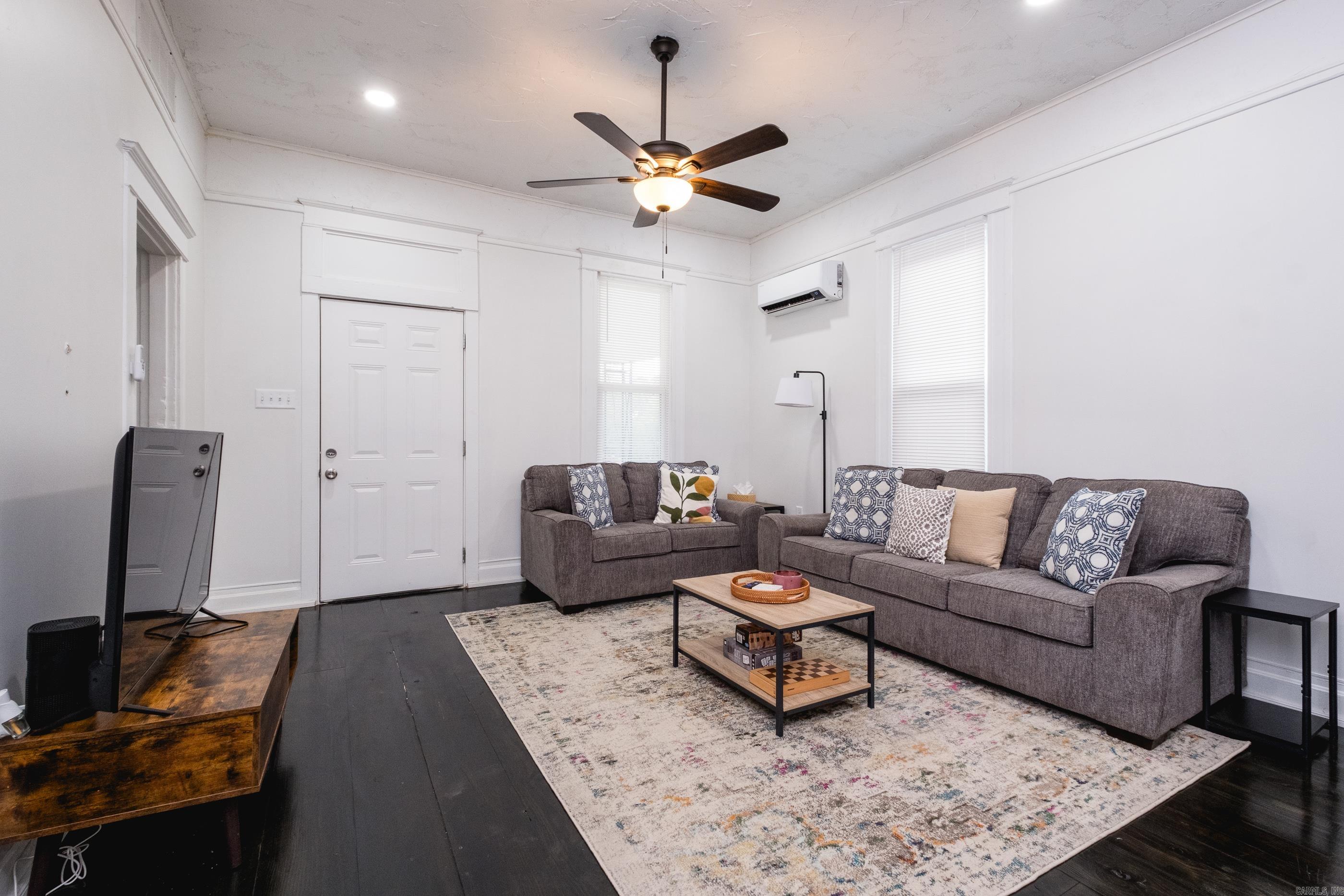 3523 W 10th  Little Rock, AR