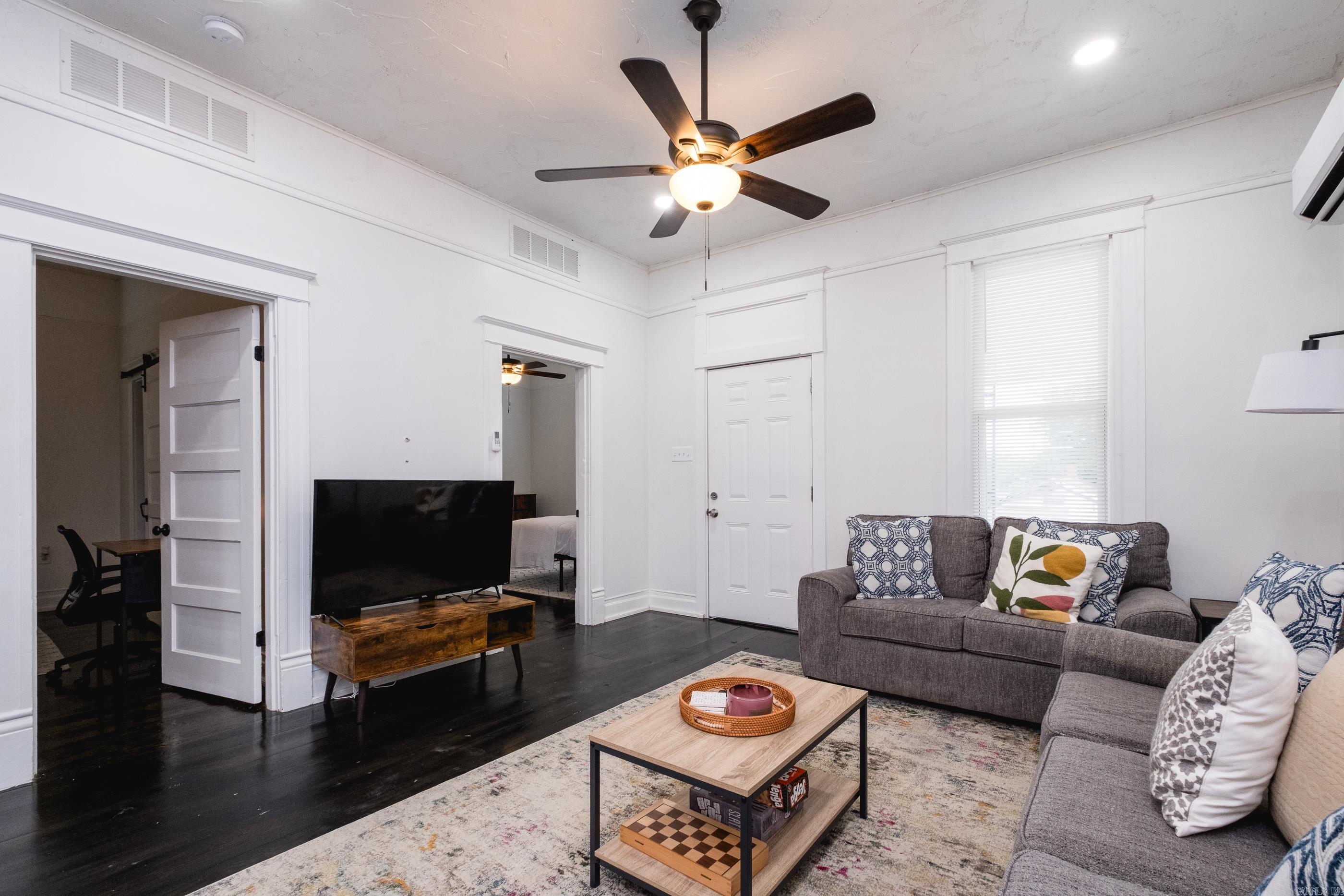 3523 W 10th  Little Rock, AR