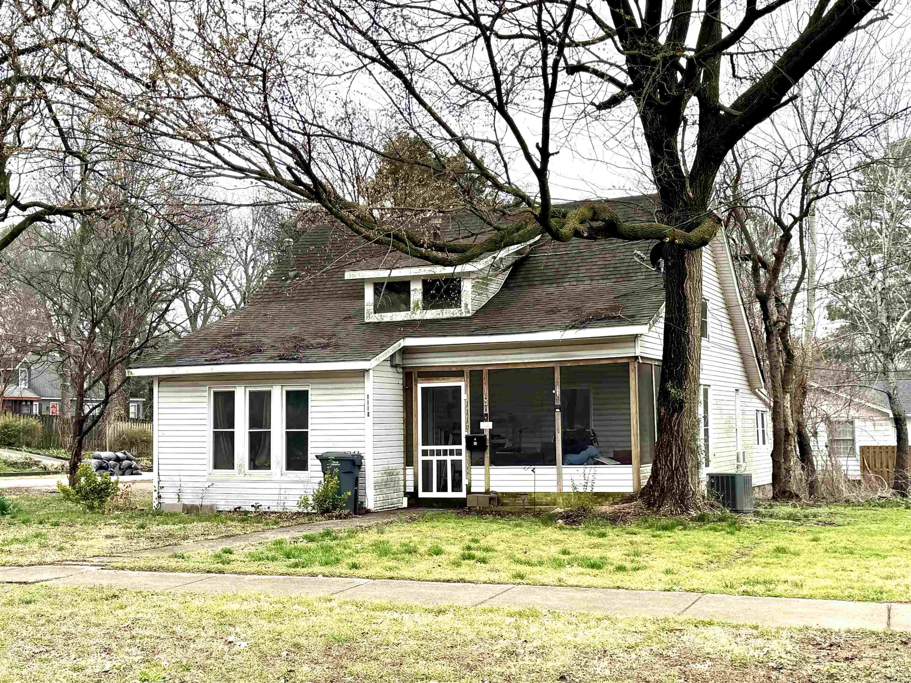 1119 S Madison  Jonesboro, AR