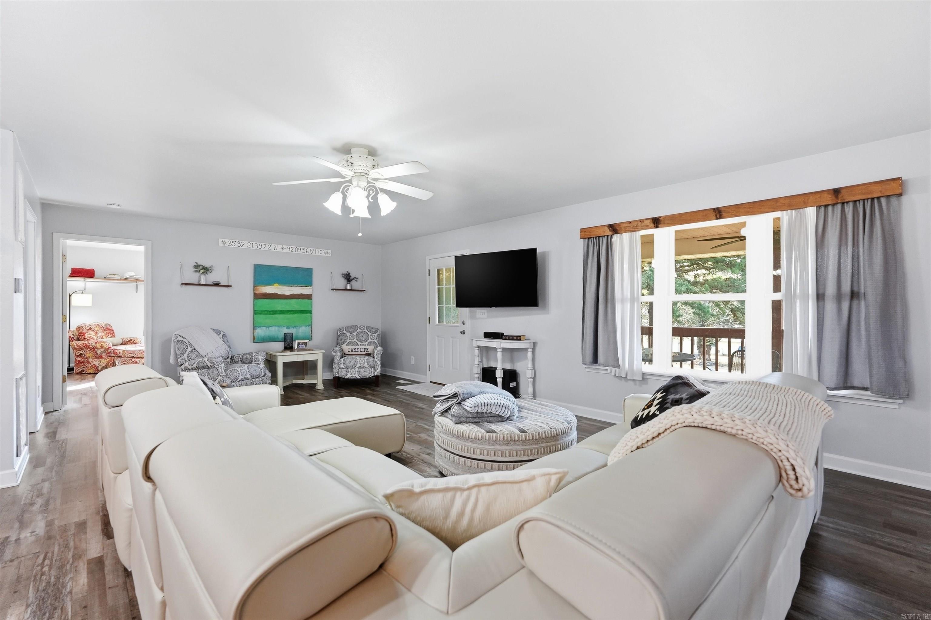 245 Skyline Dr.  Greers Ferry, AR