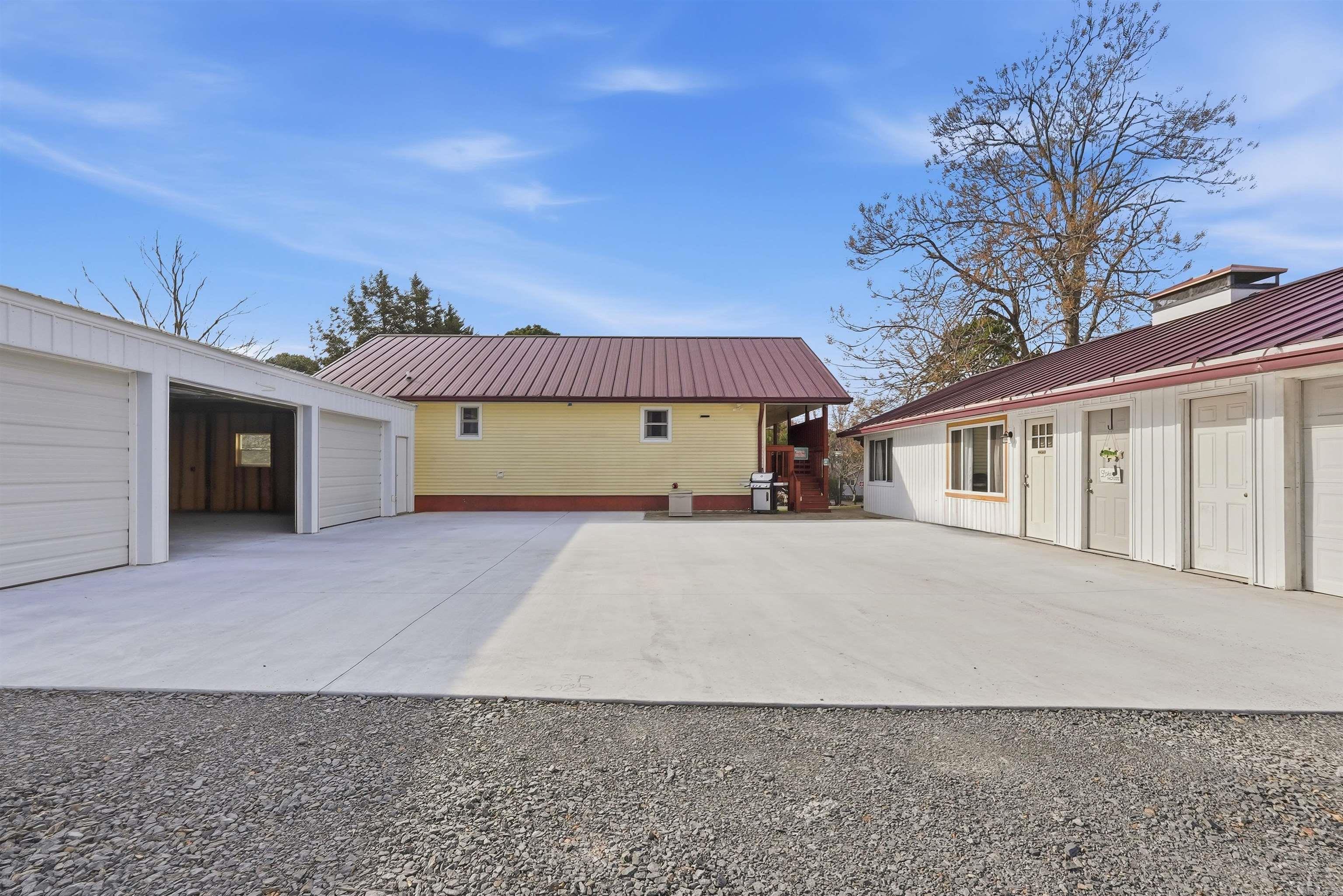 245 Skyline Dr.  Greers Ferry, AR