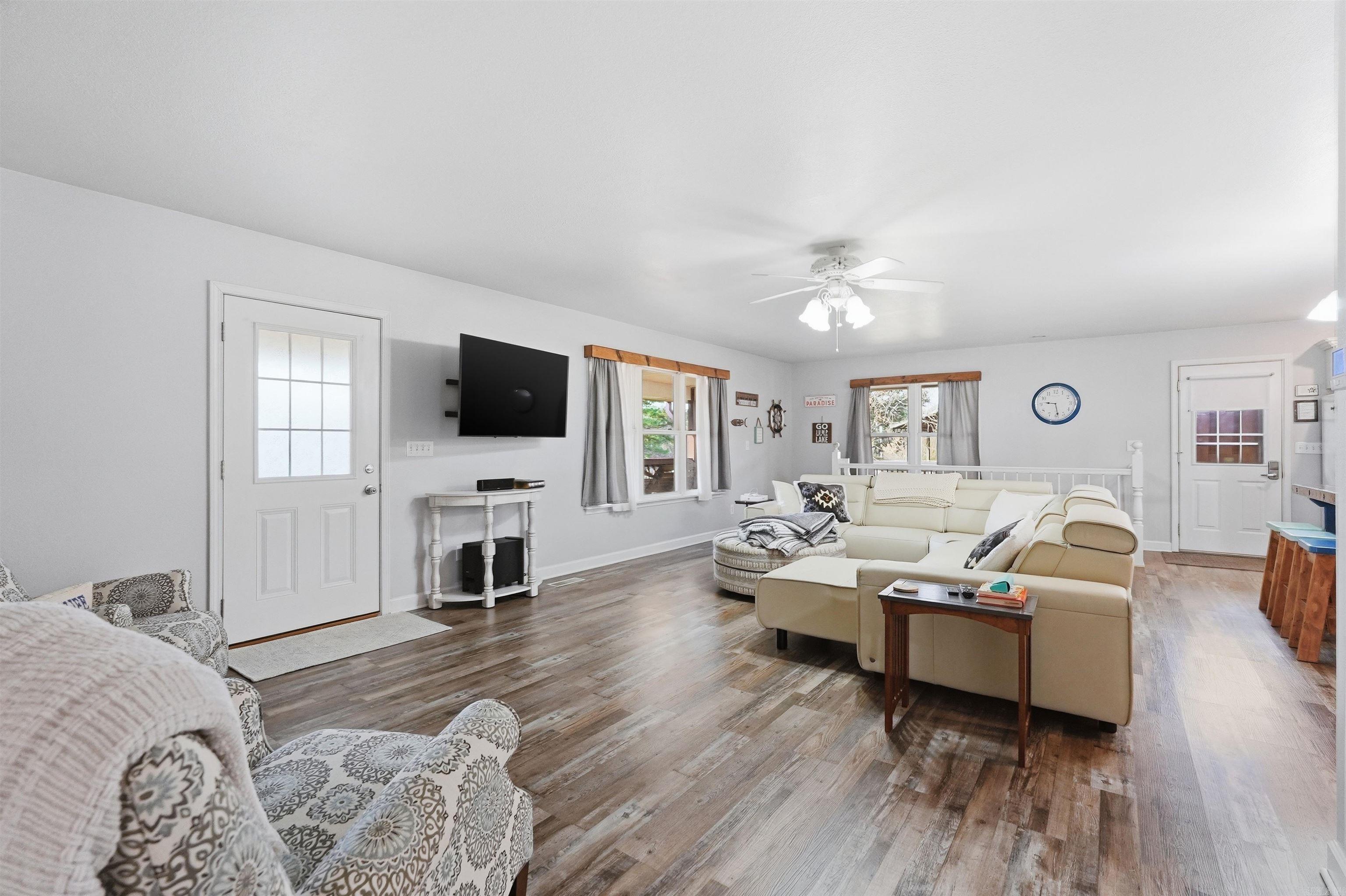 245 Skyline Dr.  Greers Ferry, AR