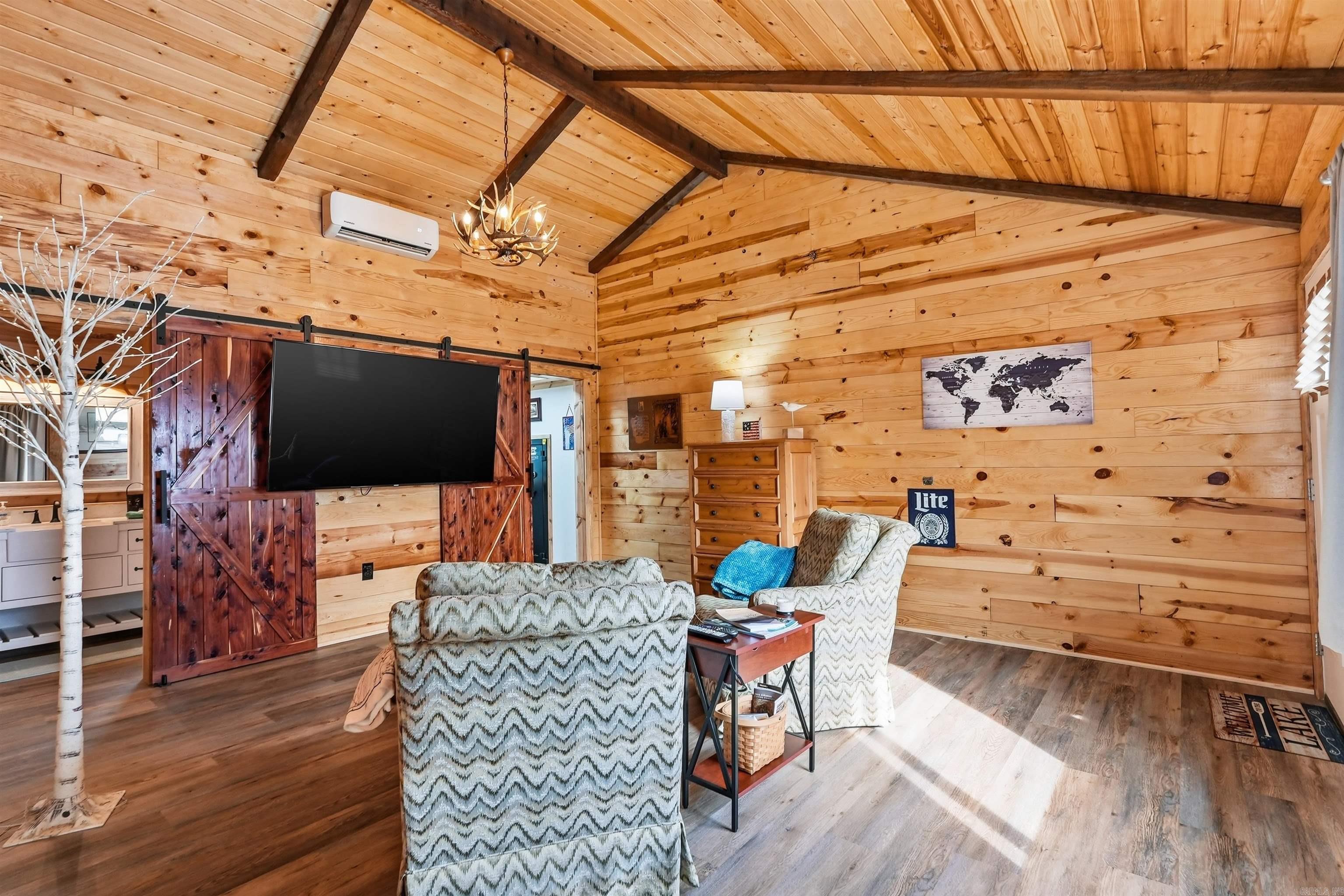 245 Skyline Dr.  Greers Ferry, AR