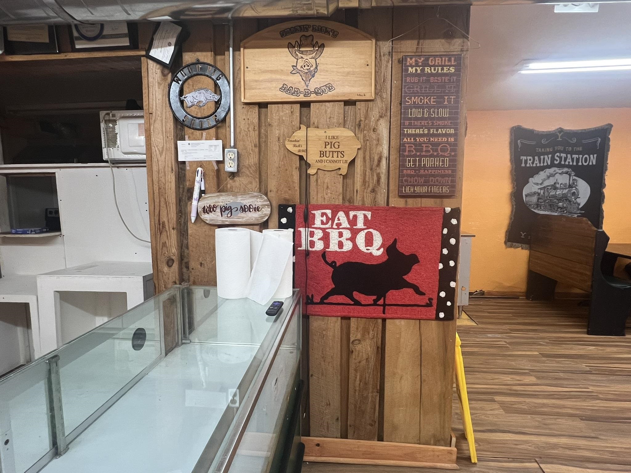 206 E Main  Hardy, AR