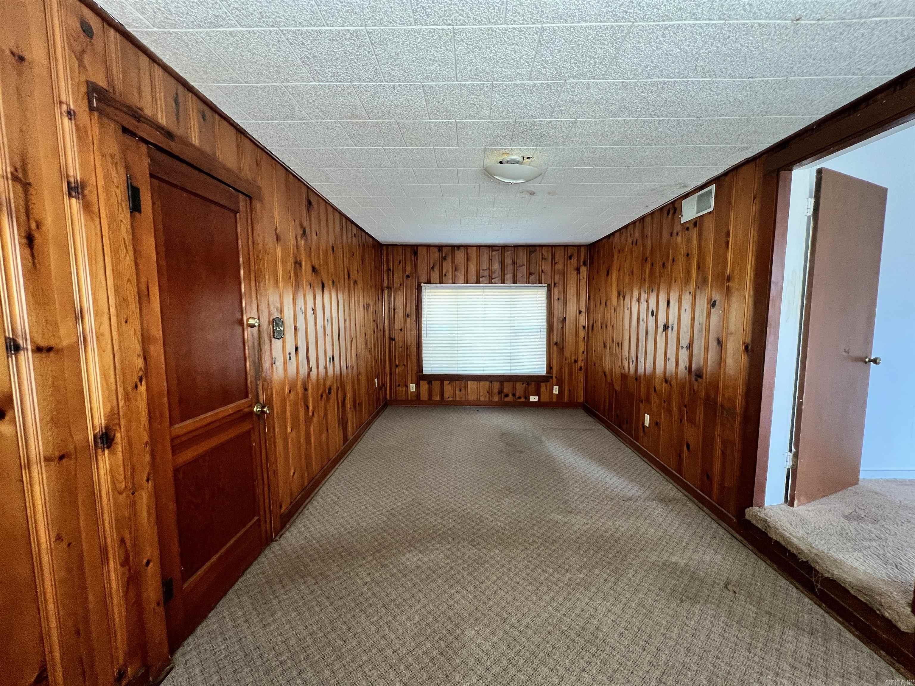 103 E Victory  Star City, AR