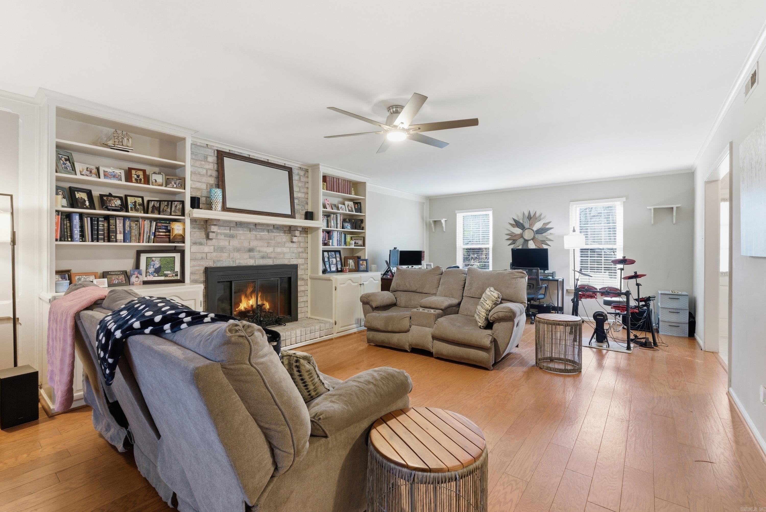 1 Braeswood Pl.  Maumelle, AR