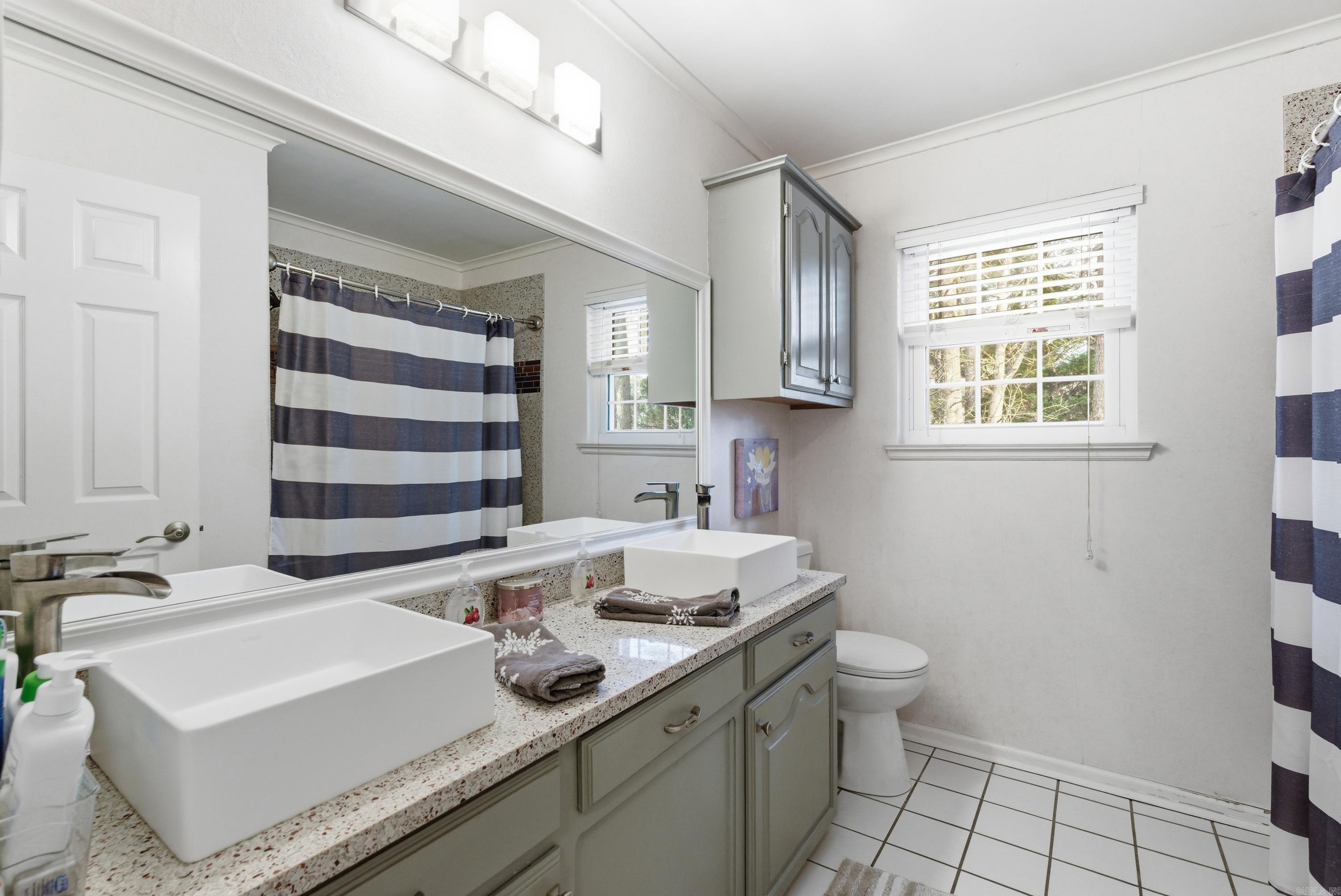 1 Braeswood Pl.  Maumelle, AR