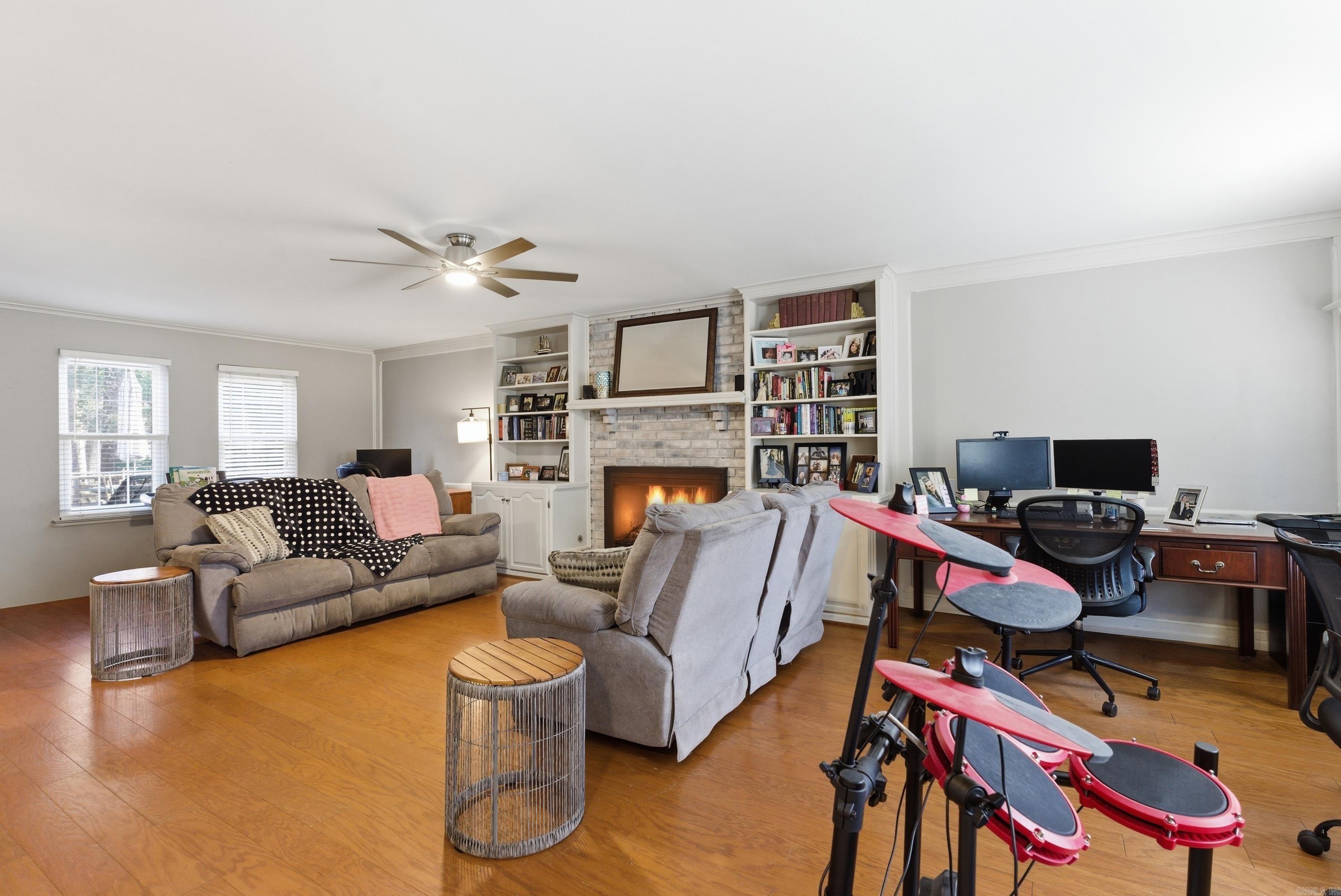 1 Braeswood Pl.  Maumelle, AR