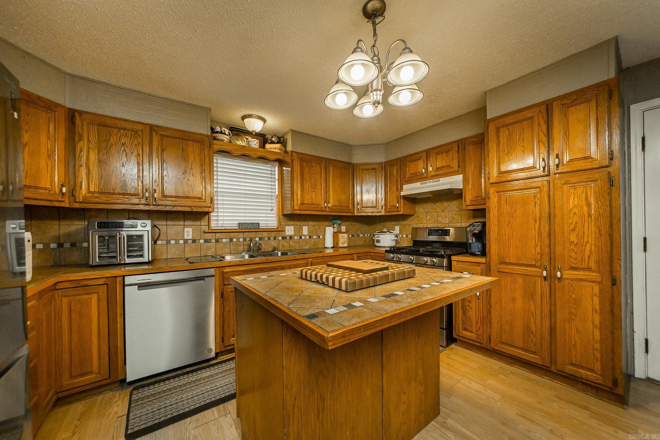 271 Trailwood Drive  Austin, AR