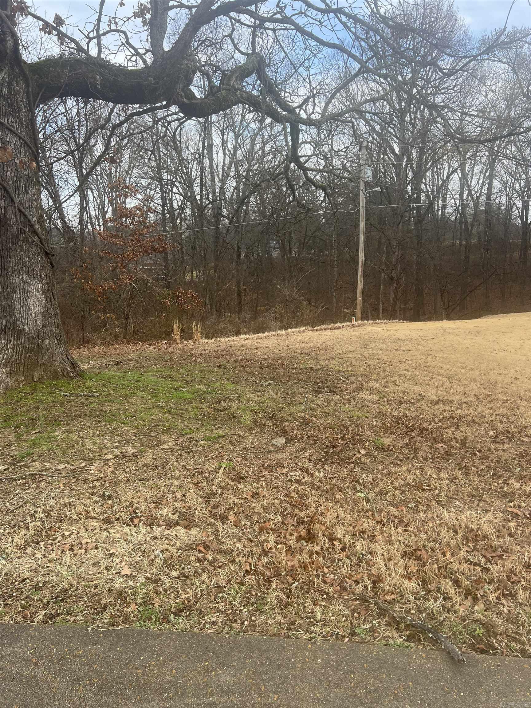  E Oak Cove  Forrest City, AR