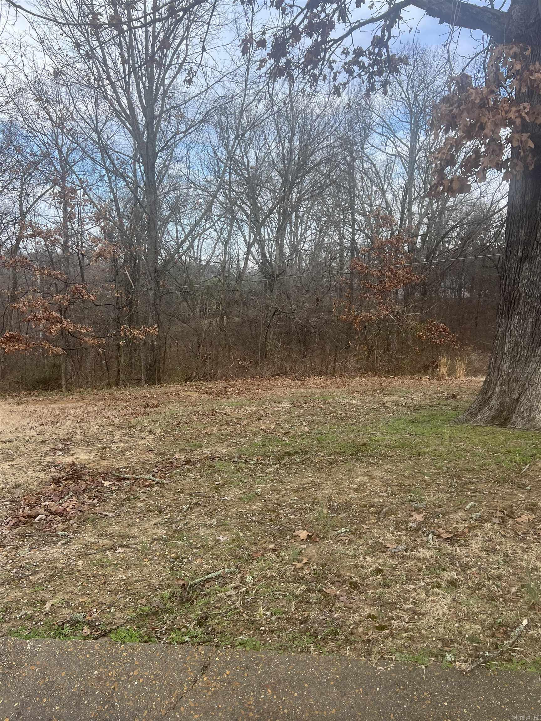  E Oak Cove  Forrest City, AR