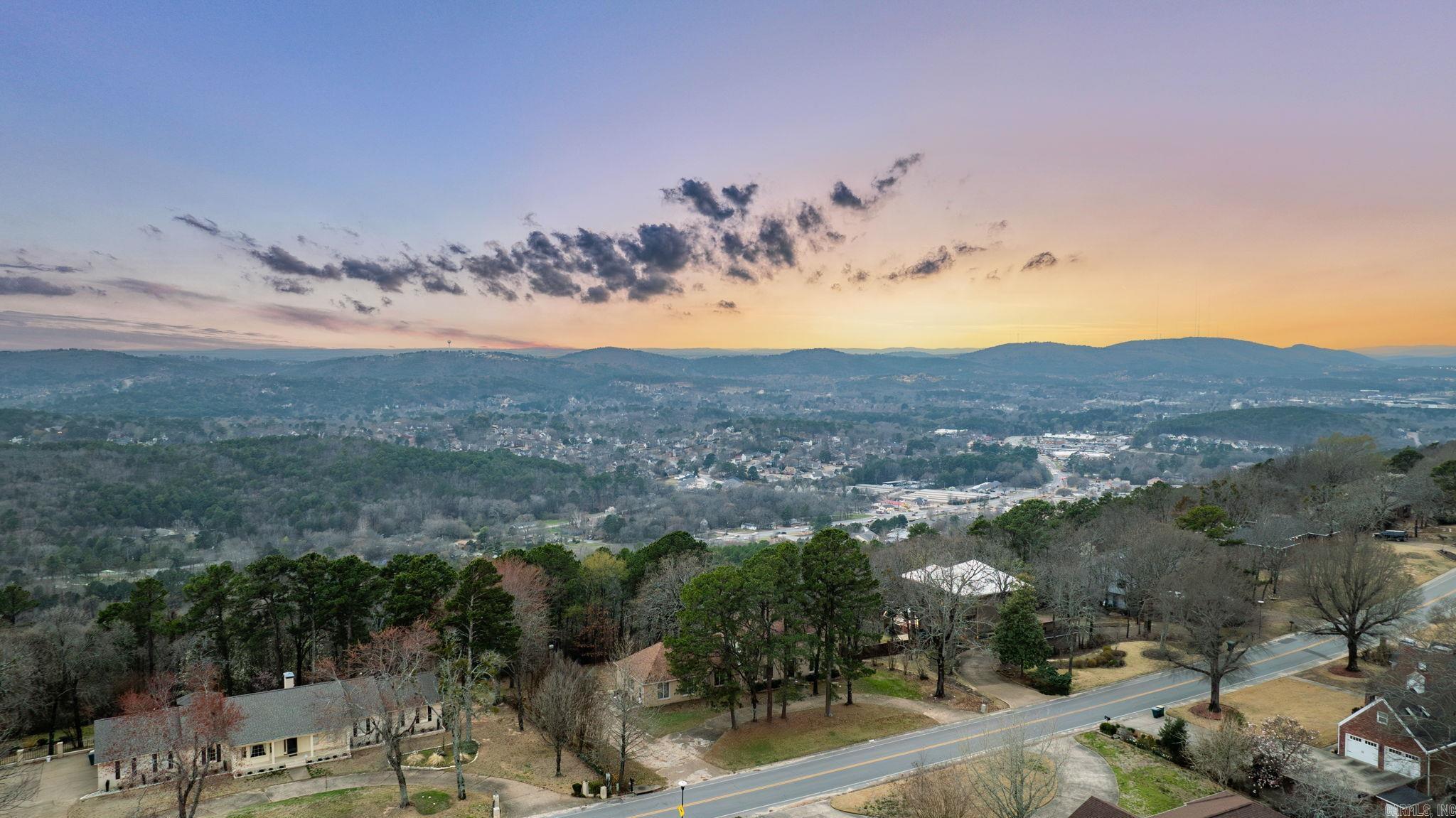 13101 Rivercrest  Little Rock, AR