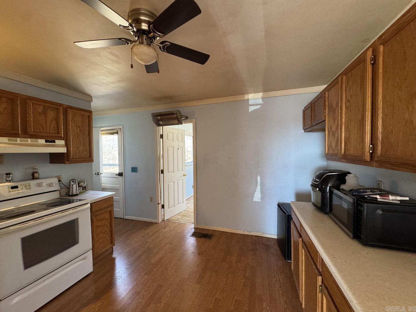 709 Owl  Horseshoe Bend, AR