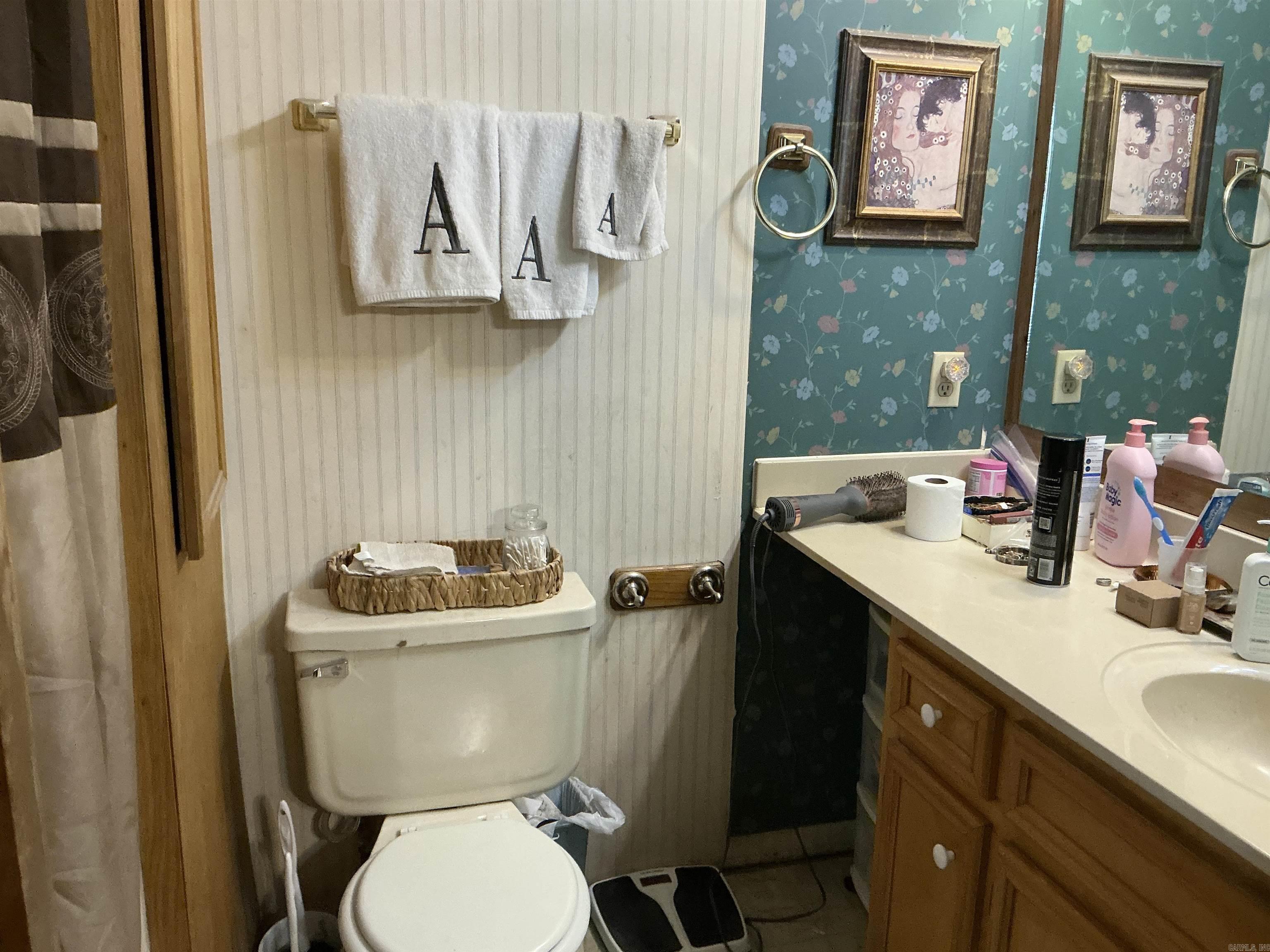 41 D & J  Stuttgart, AR