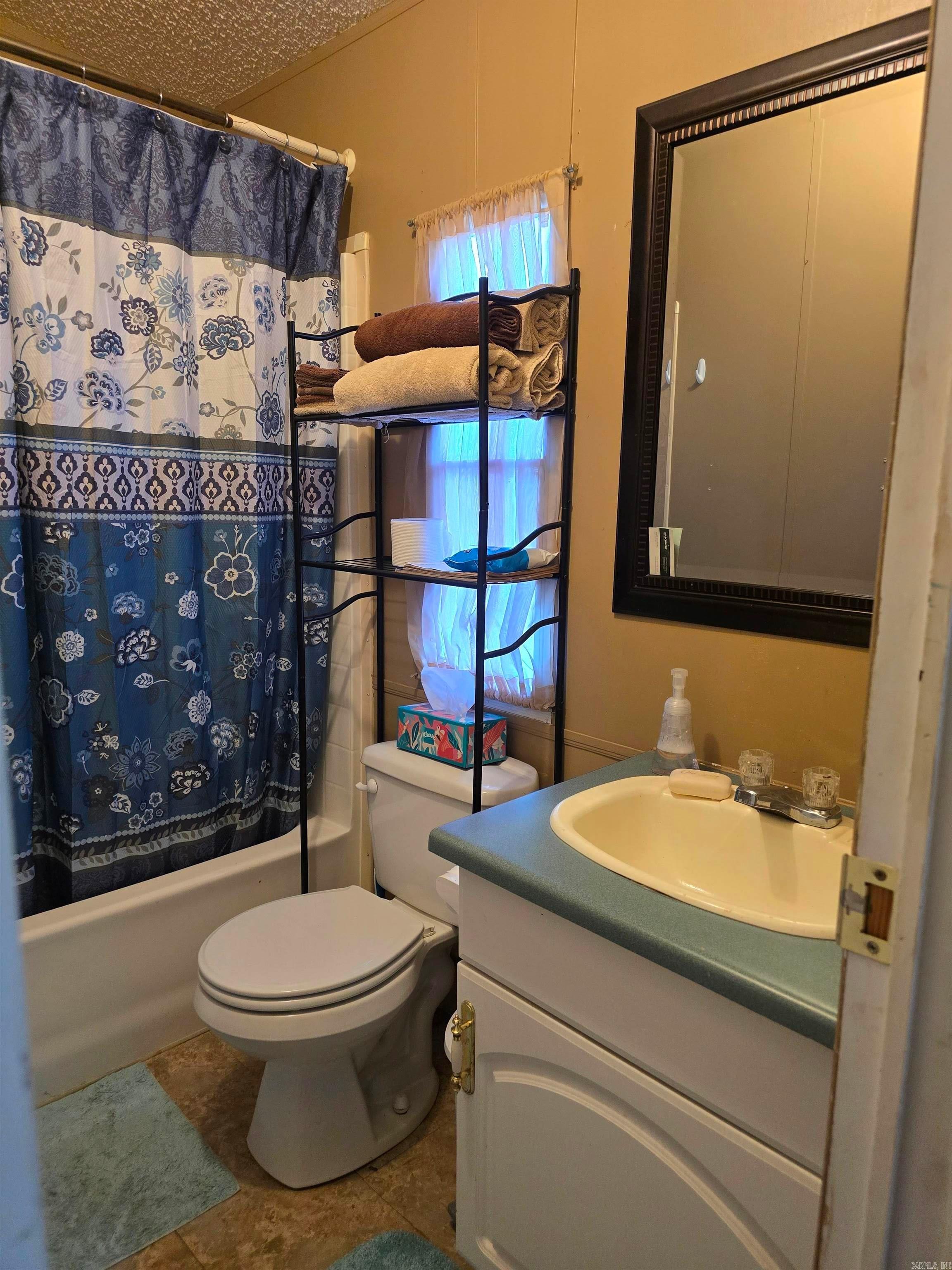 1751 E Columbia Road 14  Emerson, AR