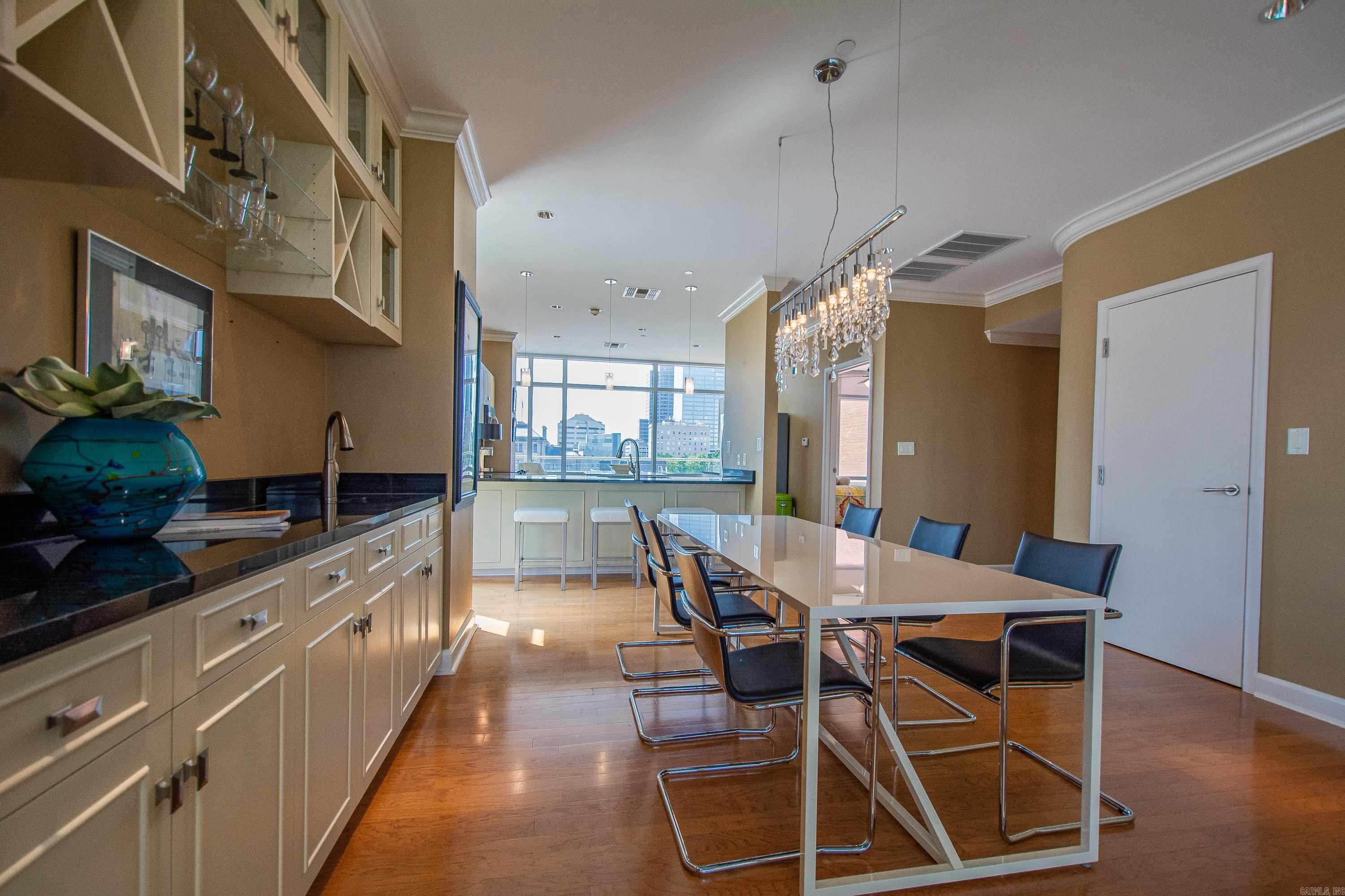 5 Statehouse Plaza  Little Rock, AR