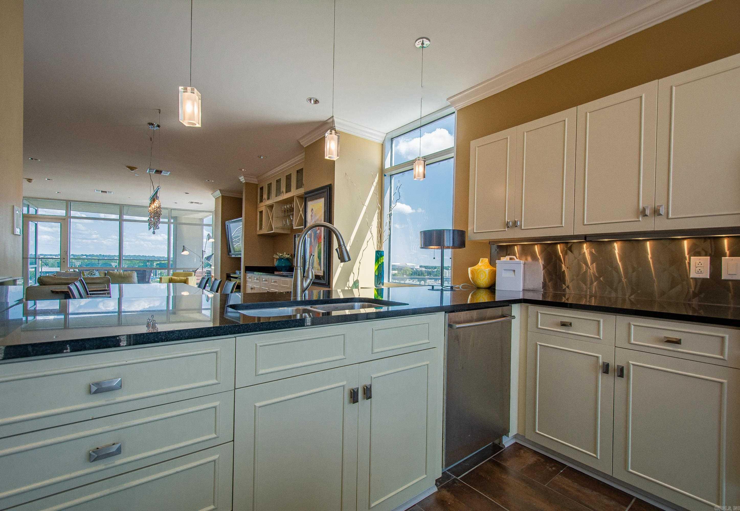 5 Statehouse Plaza  Little Rock, AR