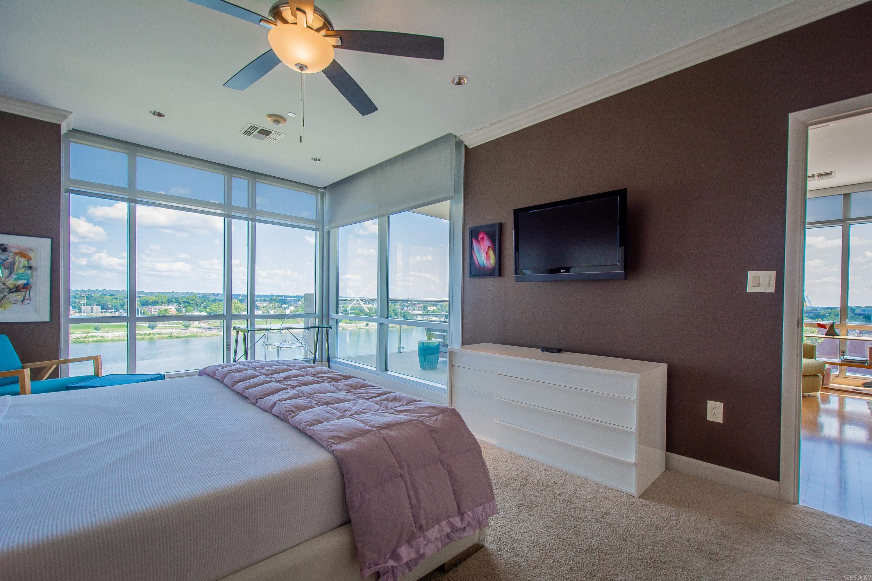 5 Statehouse Plaza  Little Rock, AR