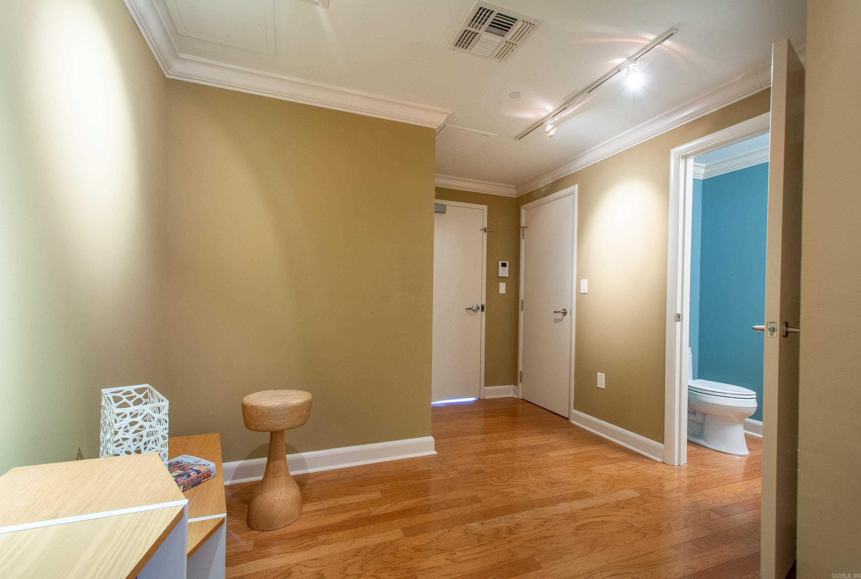 5 Statehouse Plaza  Little Rock, AR