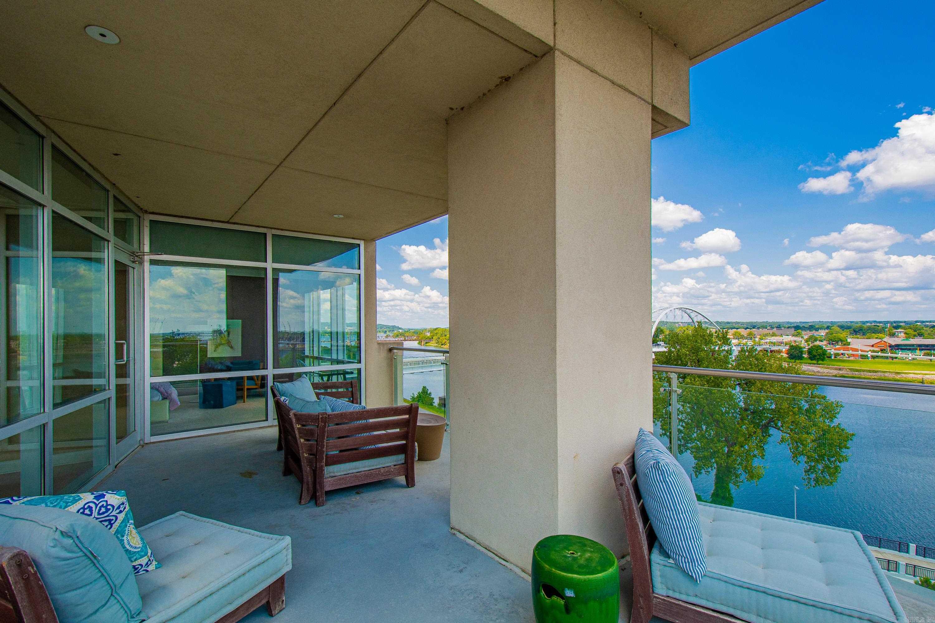 5 Statehouse Plaza  Little Rock, AR