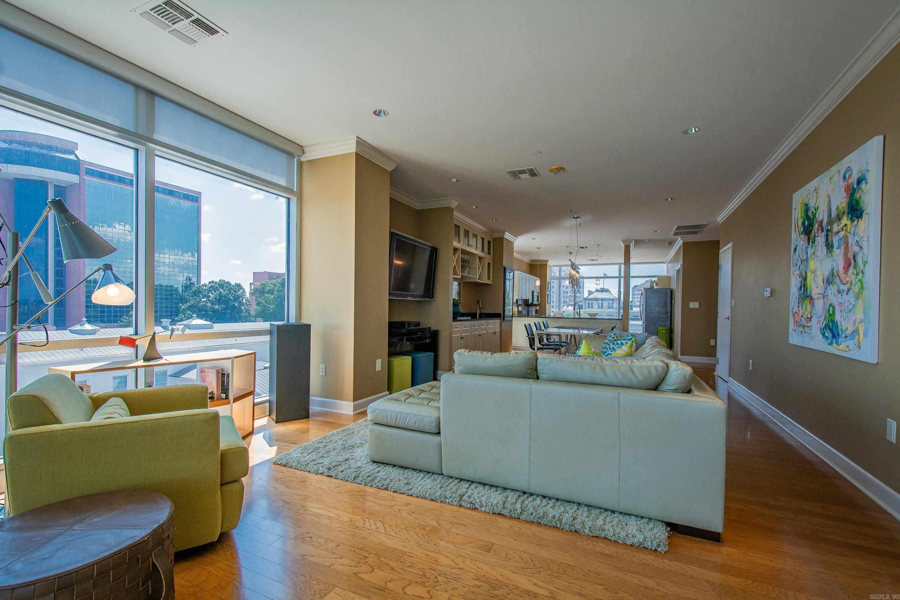 5 Statehouse Plaza  Little Rock, AR