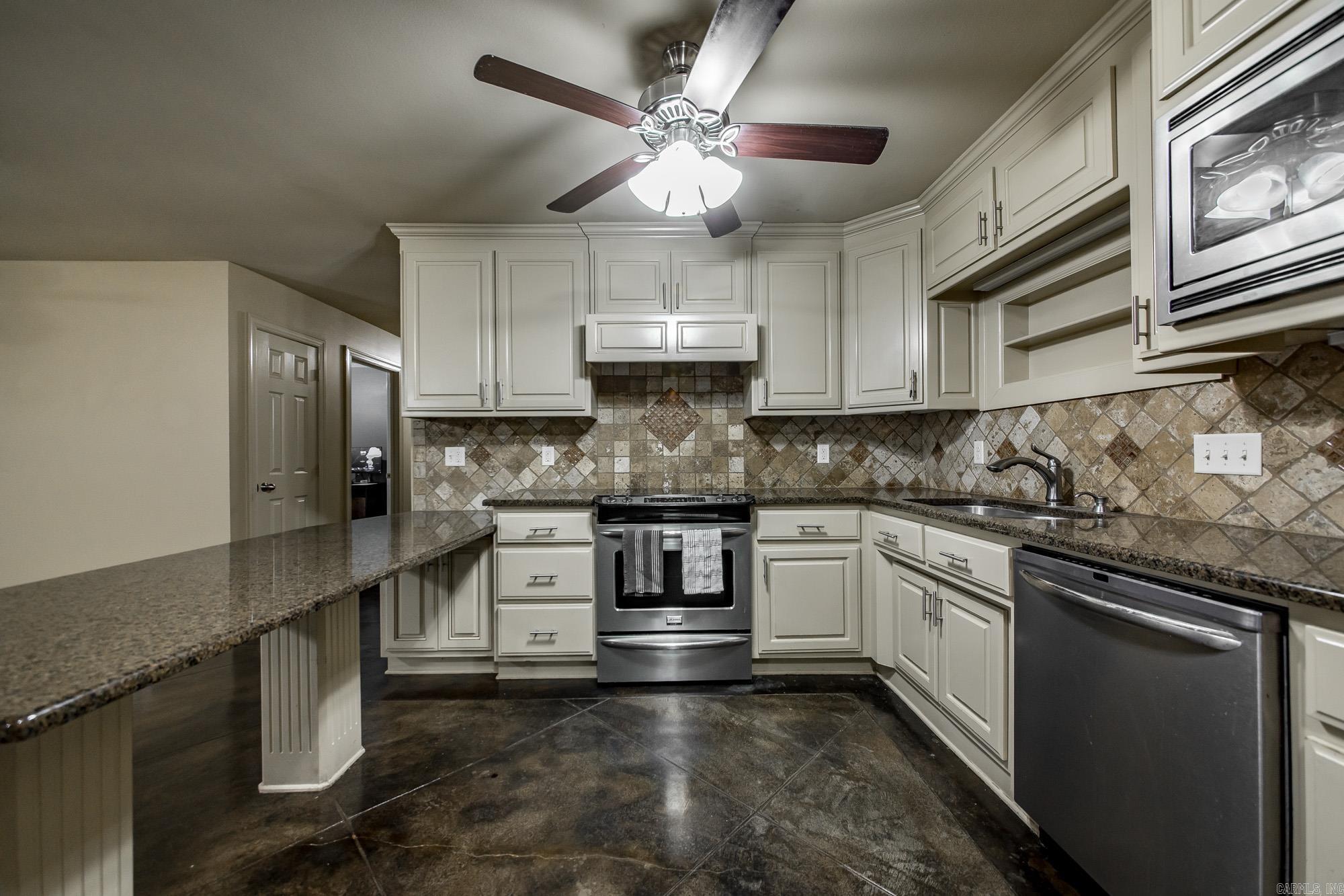 22 Century  Cabot, AR