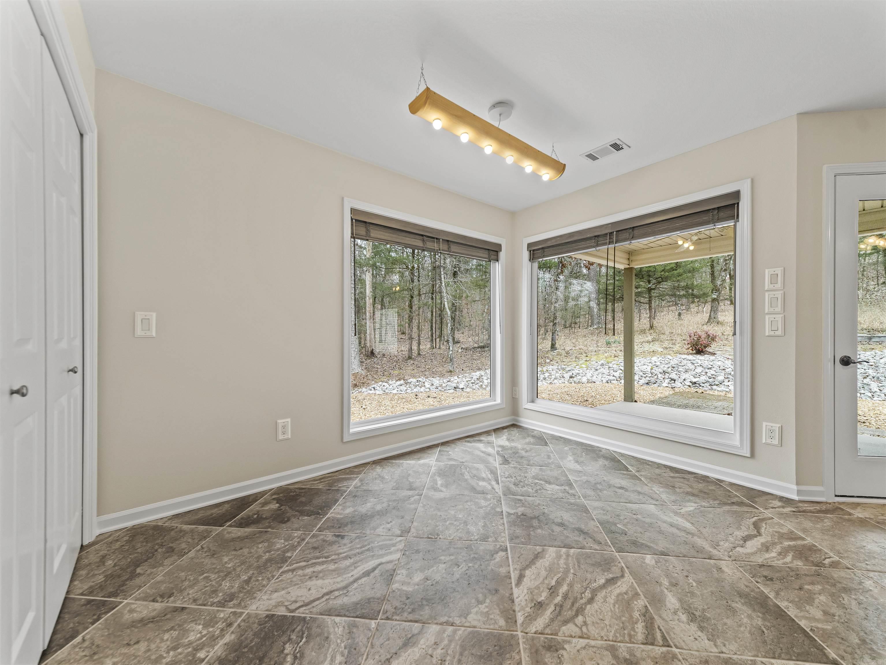 4 Perfecto Court  Hot Springs Village, AR