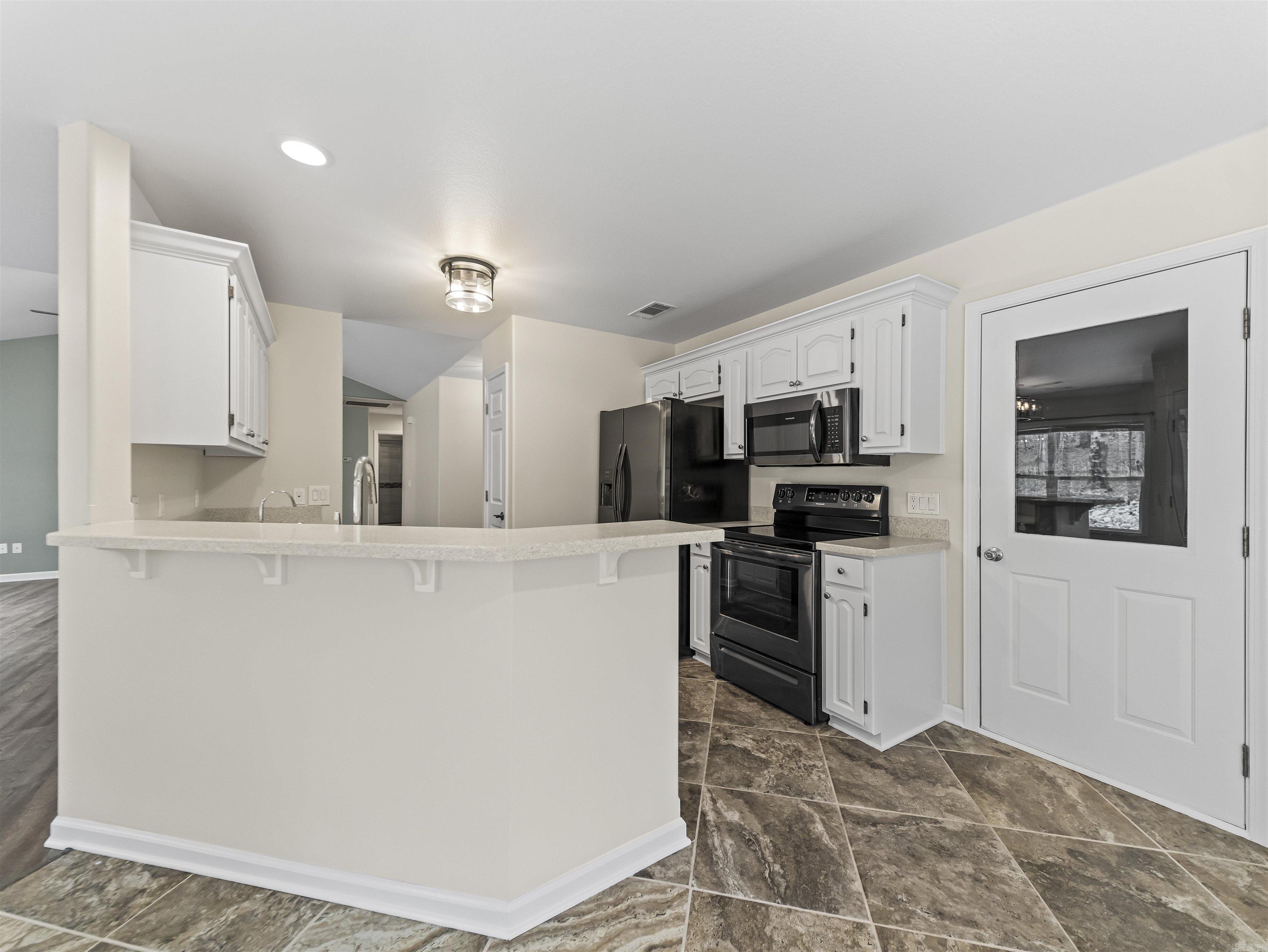 4 Perfecto Court  Hot Springs Village, AR