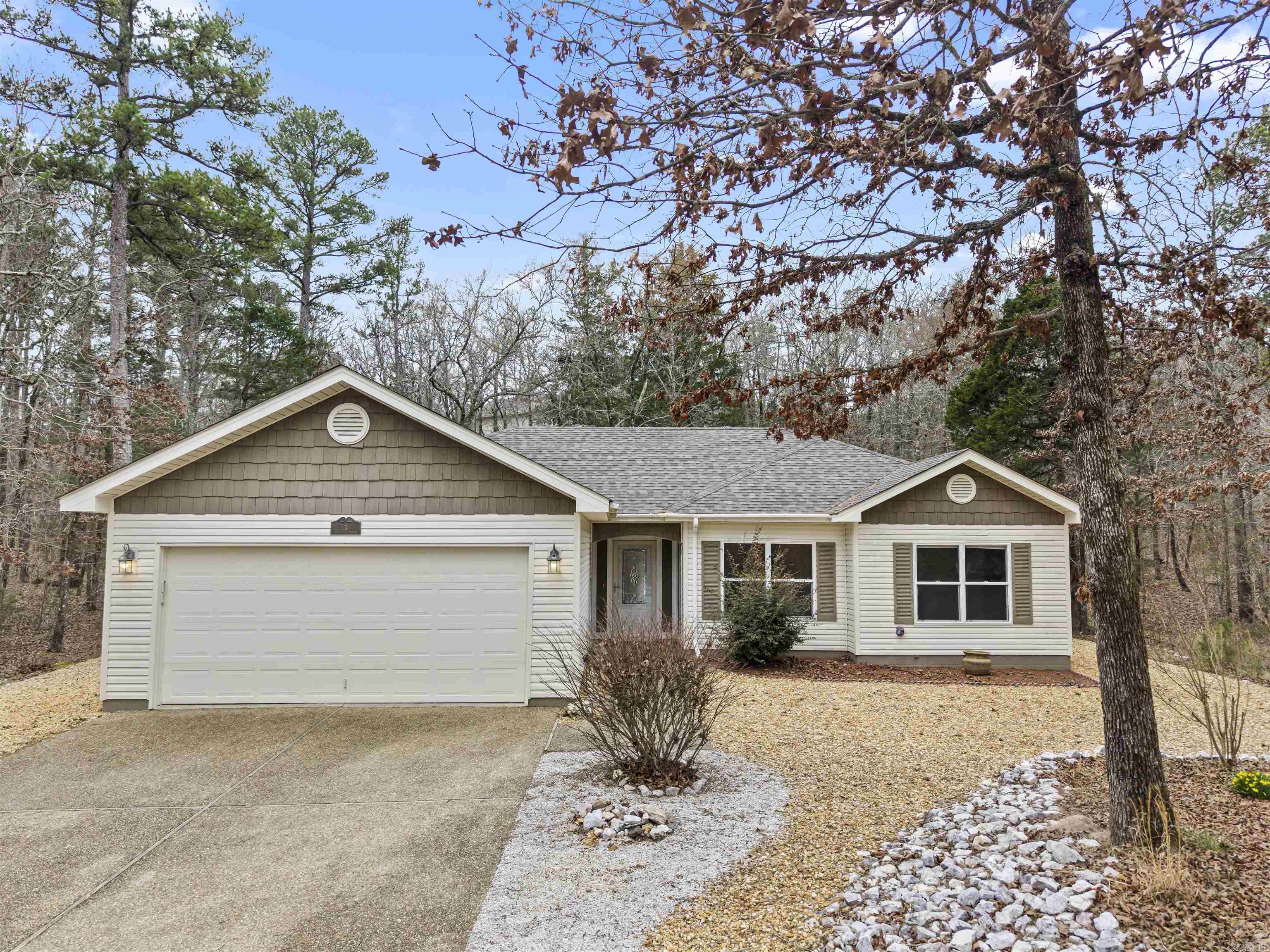 4 Perfecto Court  Hot Springs Village, AR