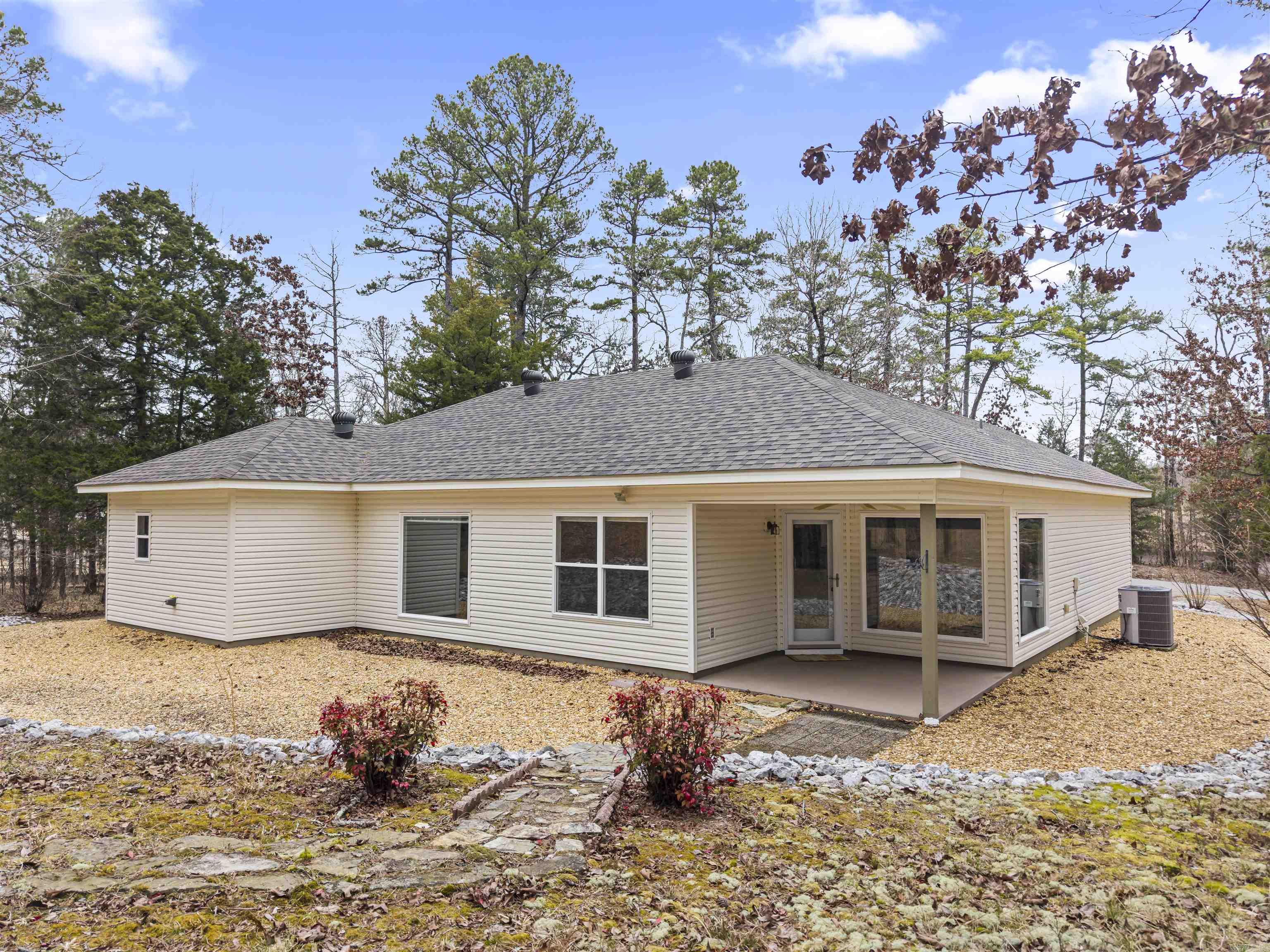 4 Perfecto Court  Hot Springs Village, AR