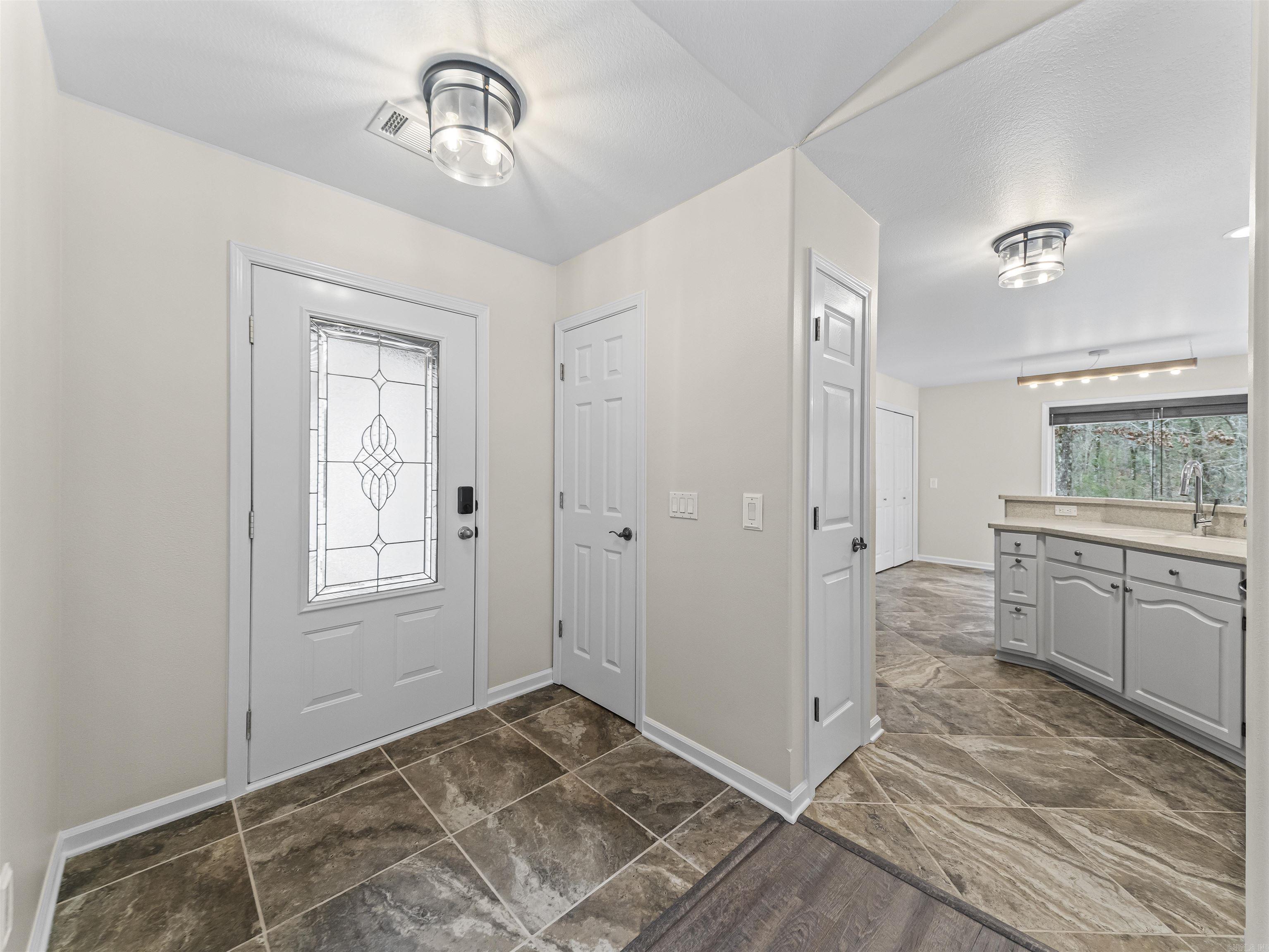 4 Perfecto Court  Hot Springs Village, AR