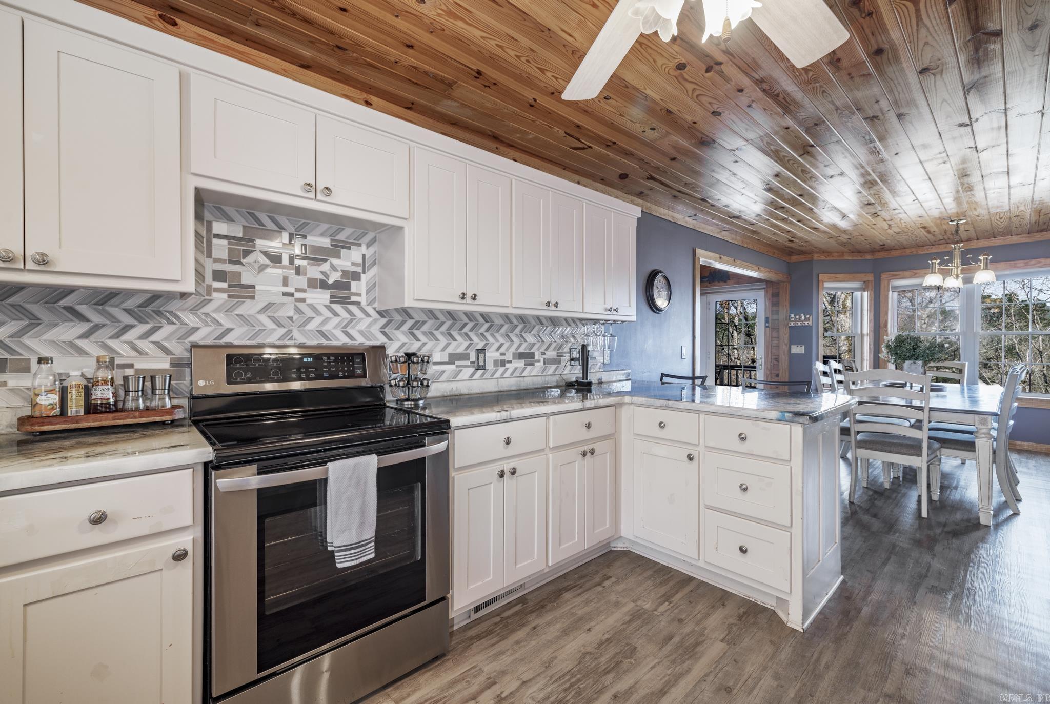 23 Fineza Way  Hot Springs Village, AR