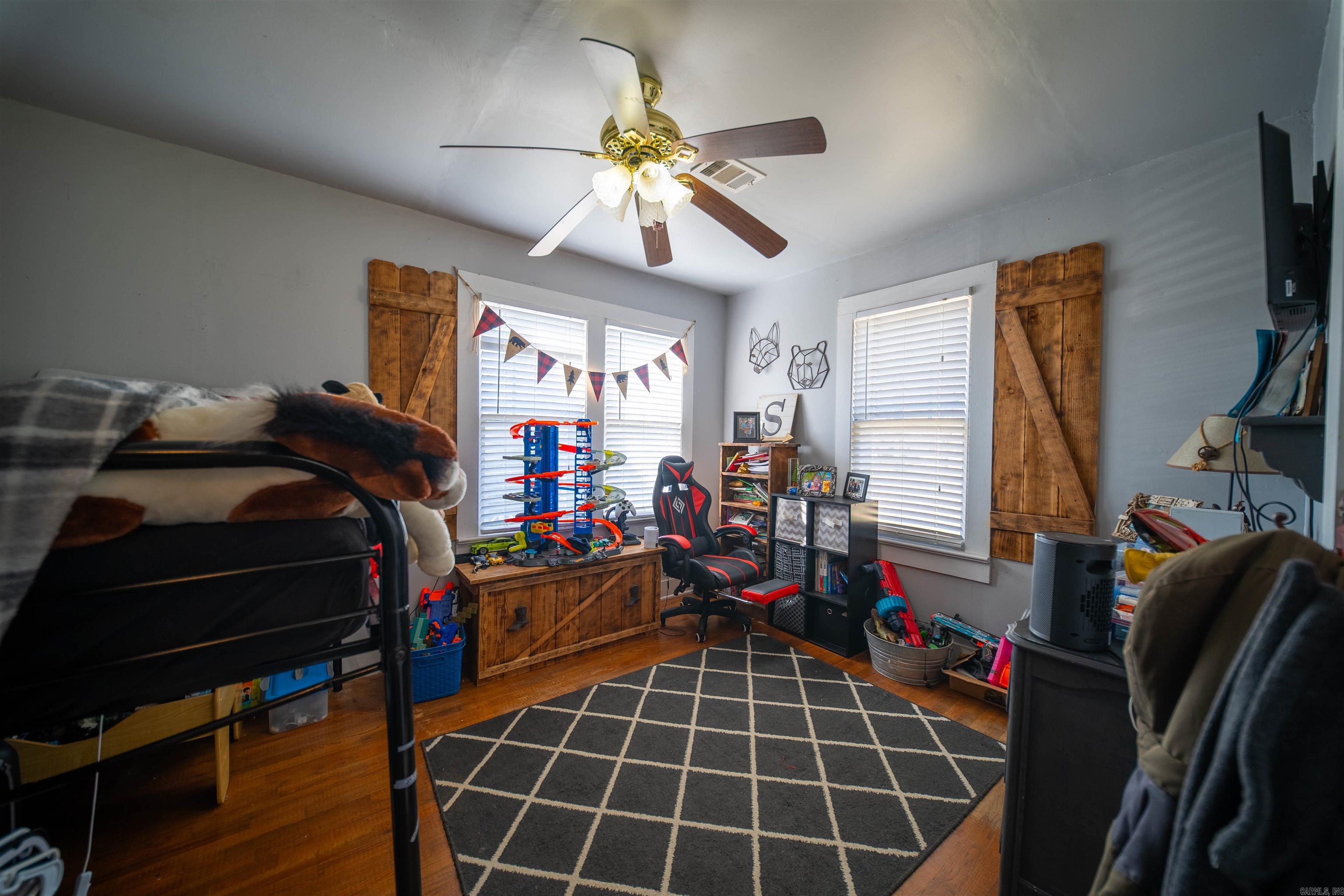 1924 N Highway 7  Camden, AR