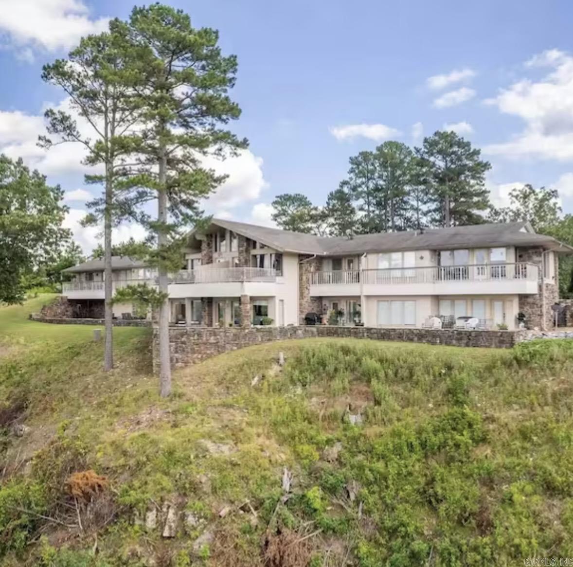 1453 Lodge Mountain Dr  Hot Springs, AR