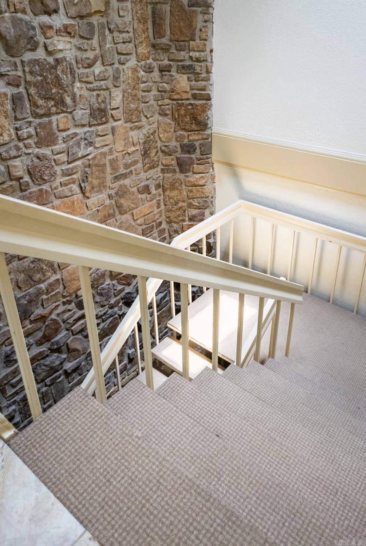 1453 Lodge Mountain Dr  Hot Springs, AR