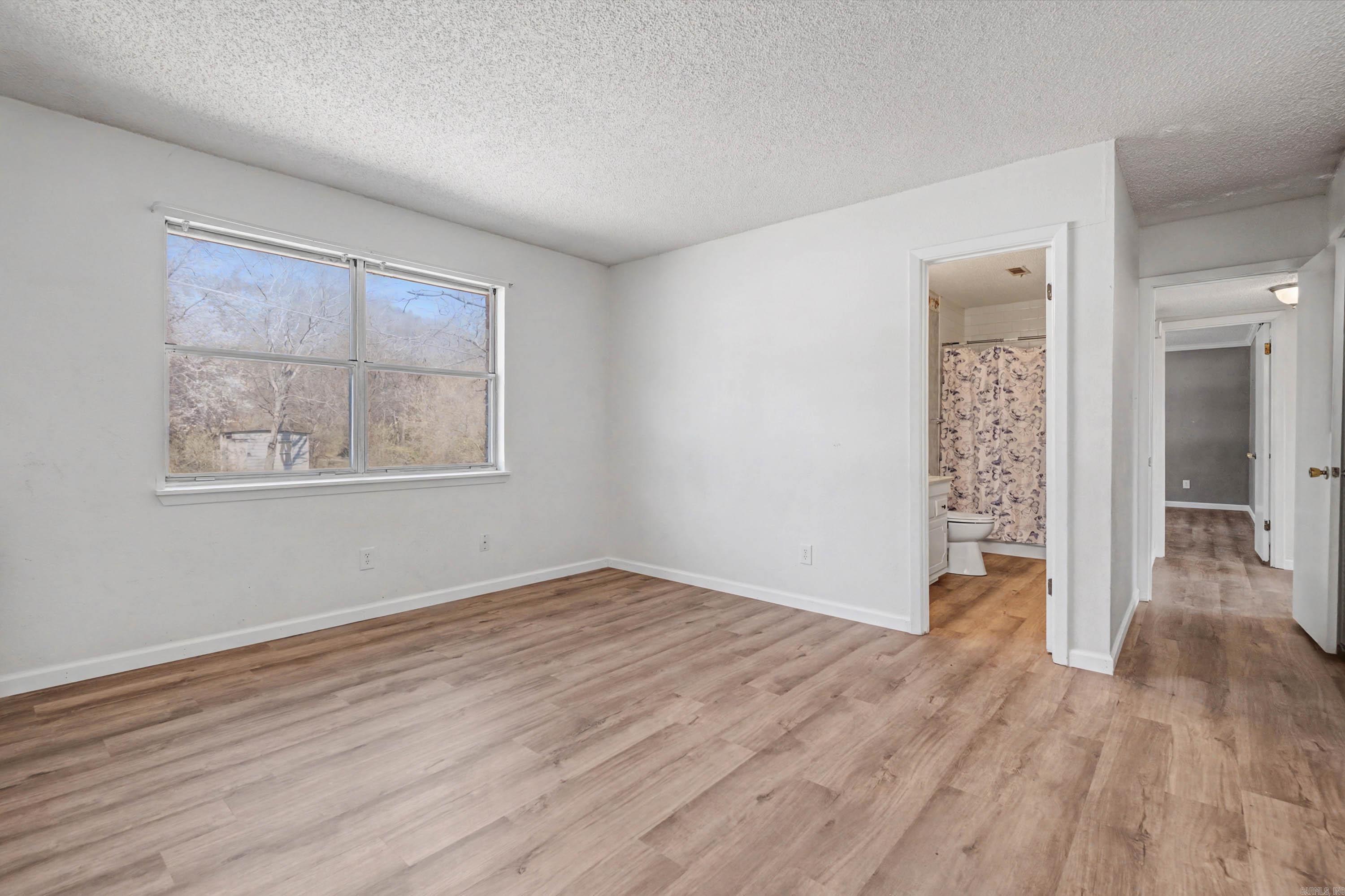 220  Unit-2D Cooper  Hot Springs, AR