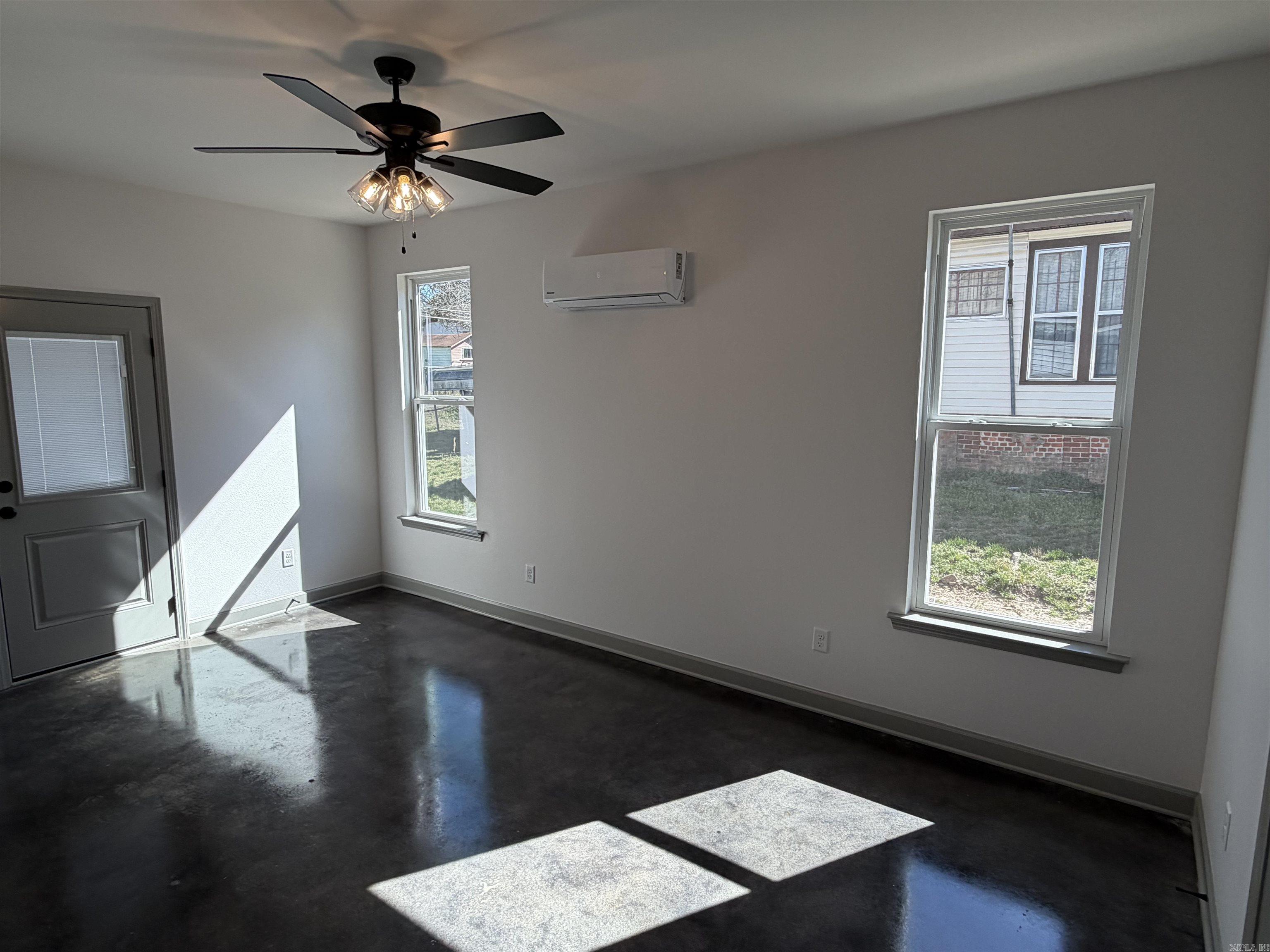 1215 College  Little Rock, AR