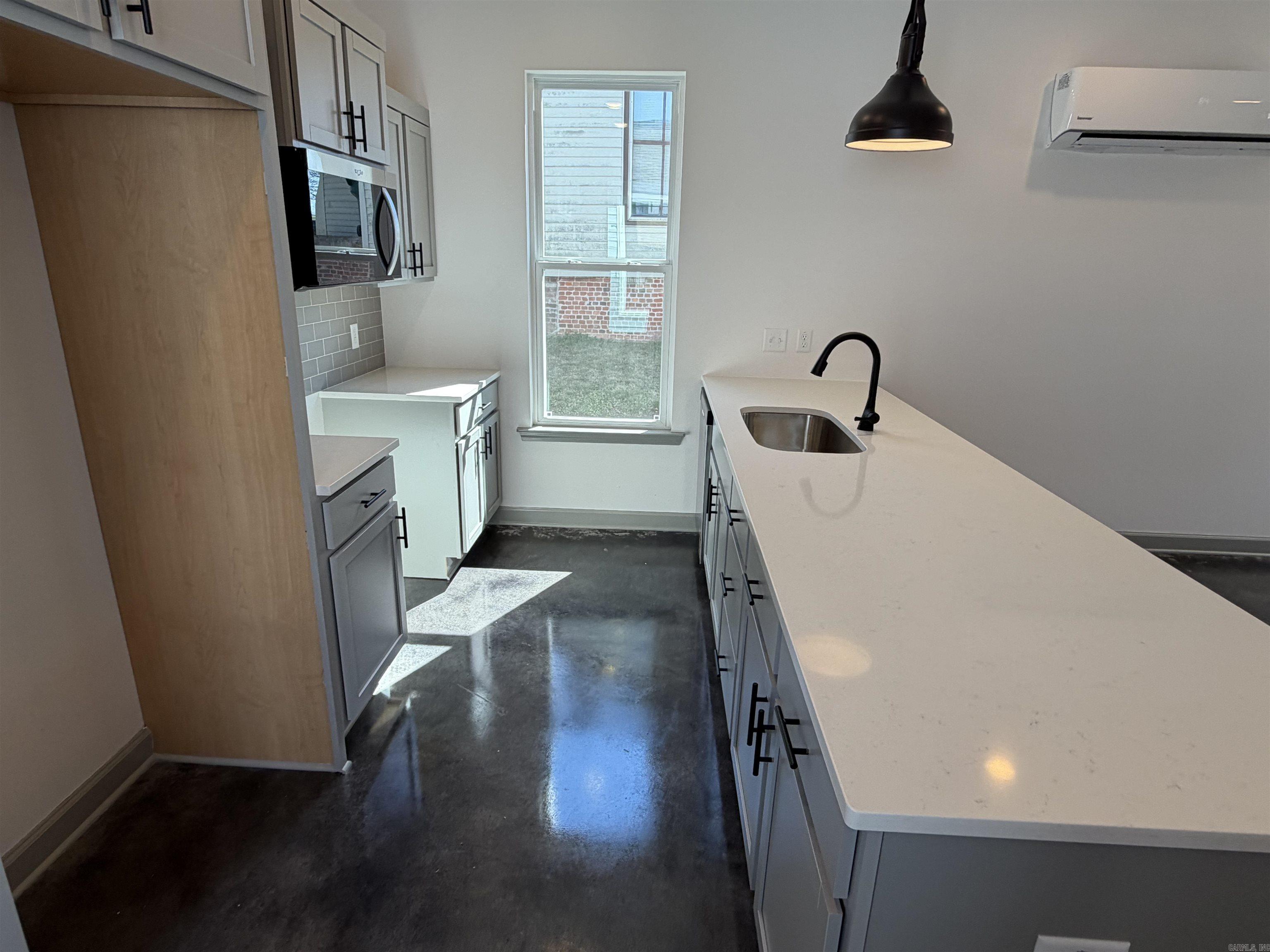 1215 College  Little Rock, AR