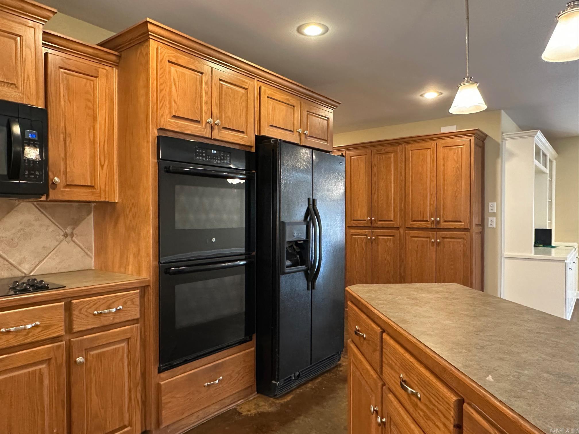 1111 Silver Leaf  Alexander, AR