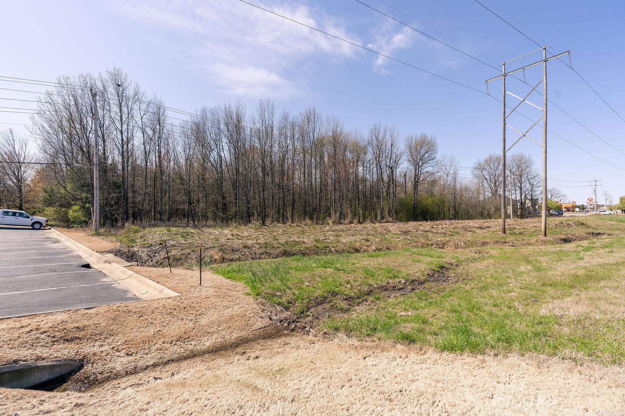 000 E Beebe Capps  Searcy, AR