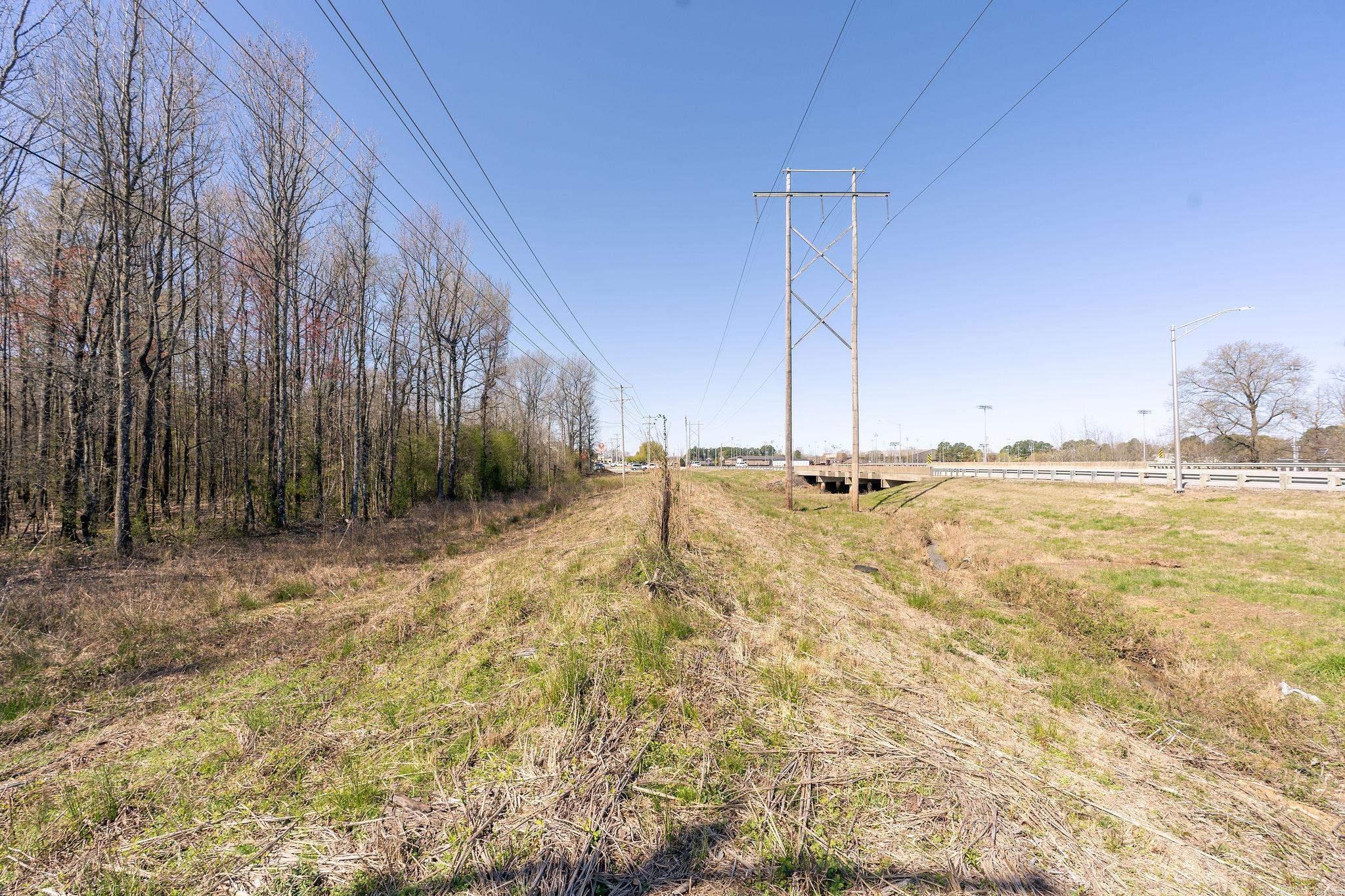 000 E Beebe Capps  Searcy, AR